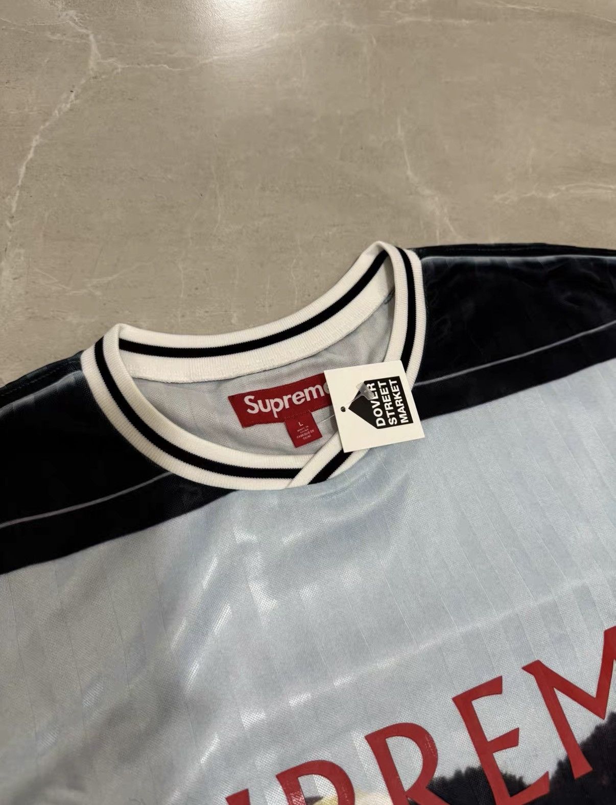 Supreme Supreme x Damien Hirst SS25 Week 13 Soccer Jersey J34 Size US L / EU 52-54 / 3 - 4 Thumbnail