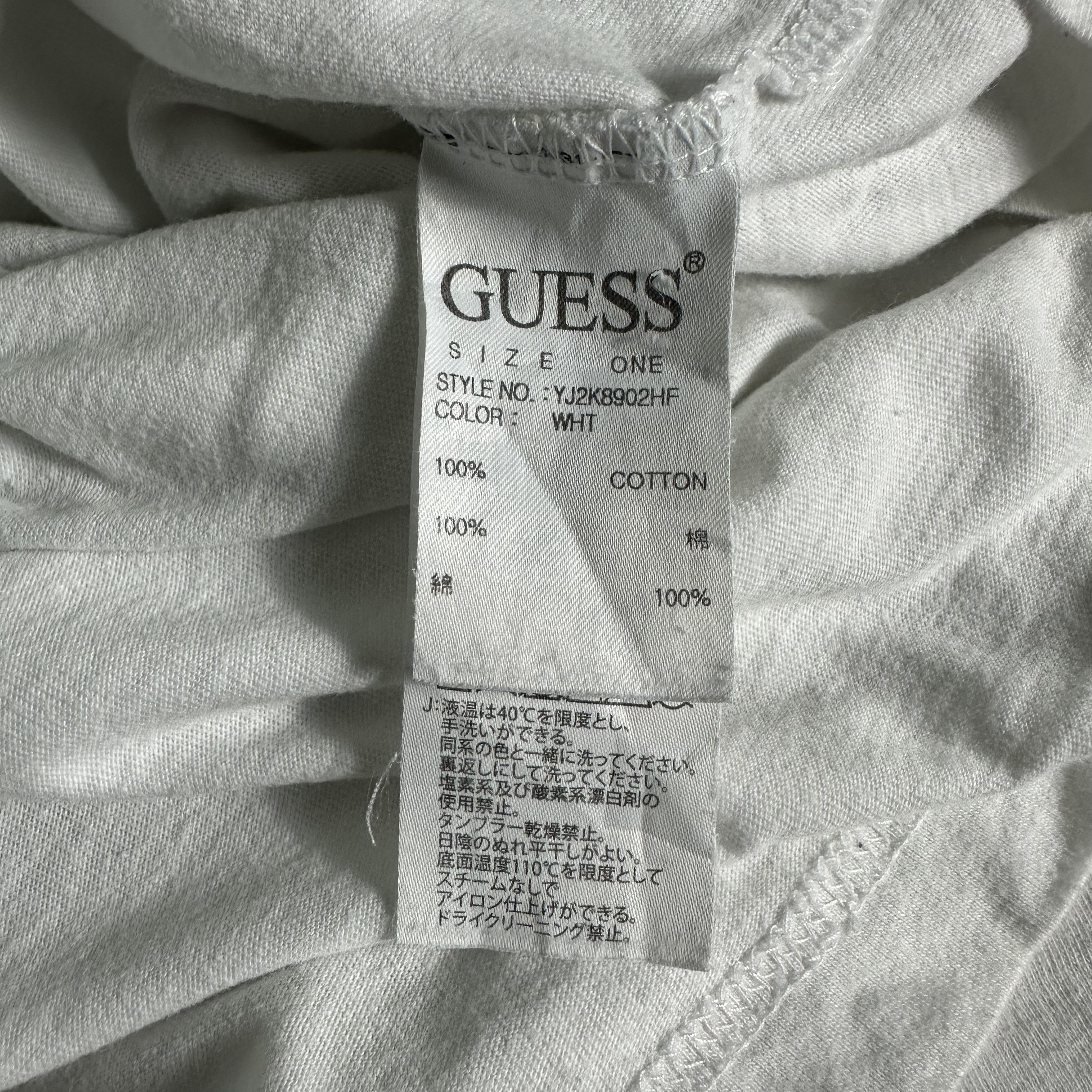 Guess 🔥RARE🔥 Vintage Guess Jeans Spell Out T-shirt Size US L / EU 52-54 / 3 - 5 Thumbnail