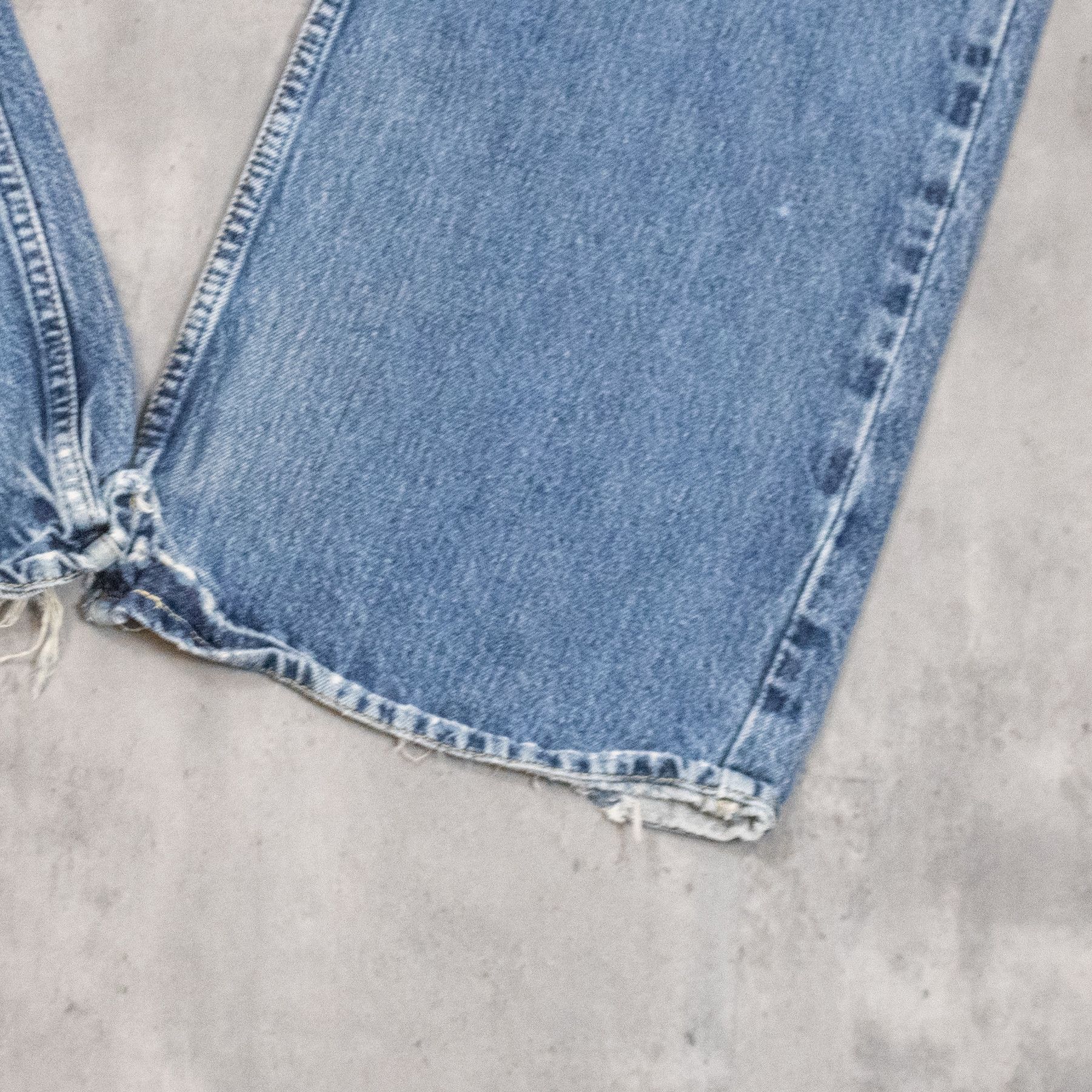 American Eagle Outfitters Y2K 00's Baggy Relax Bootcut Midwash Distressed Denim Pant's Size US 36 / EU 52 - 5 Thumbnail