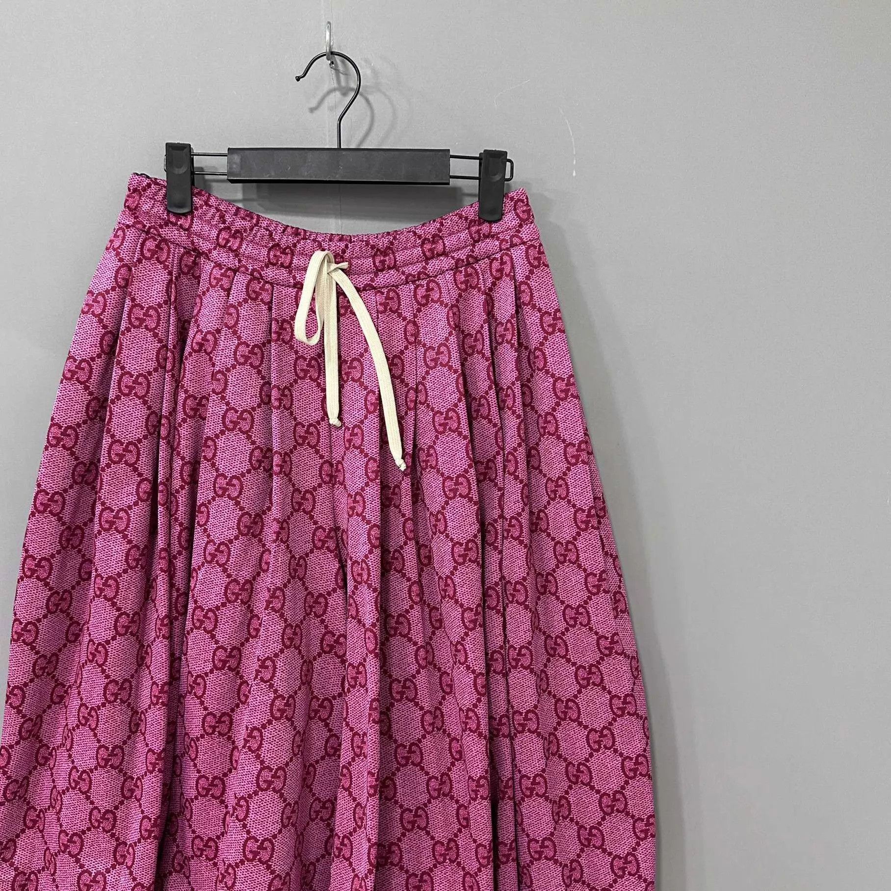 Gucci GUCCI pink GG monogram all over pleated shorts size S Size US 29 - 1 Thumbnail