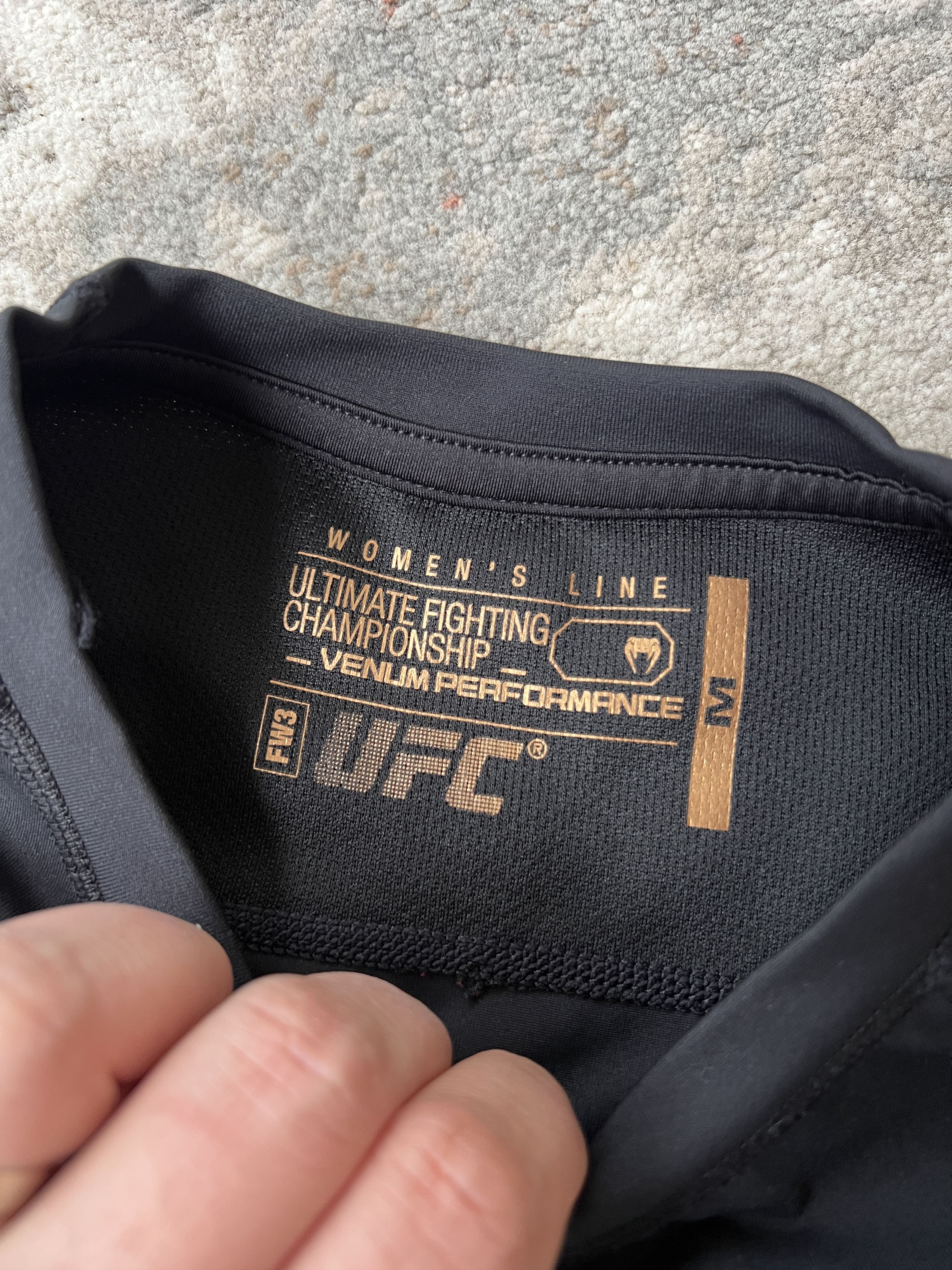 UFC Venum Performance UFC Long Sleeve Size M / US 6-8 / IT 42-44 - 2 Thumbnail