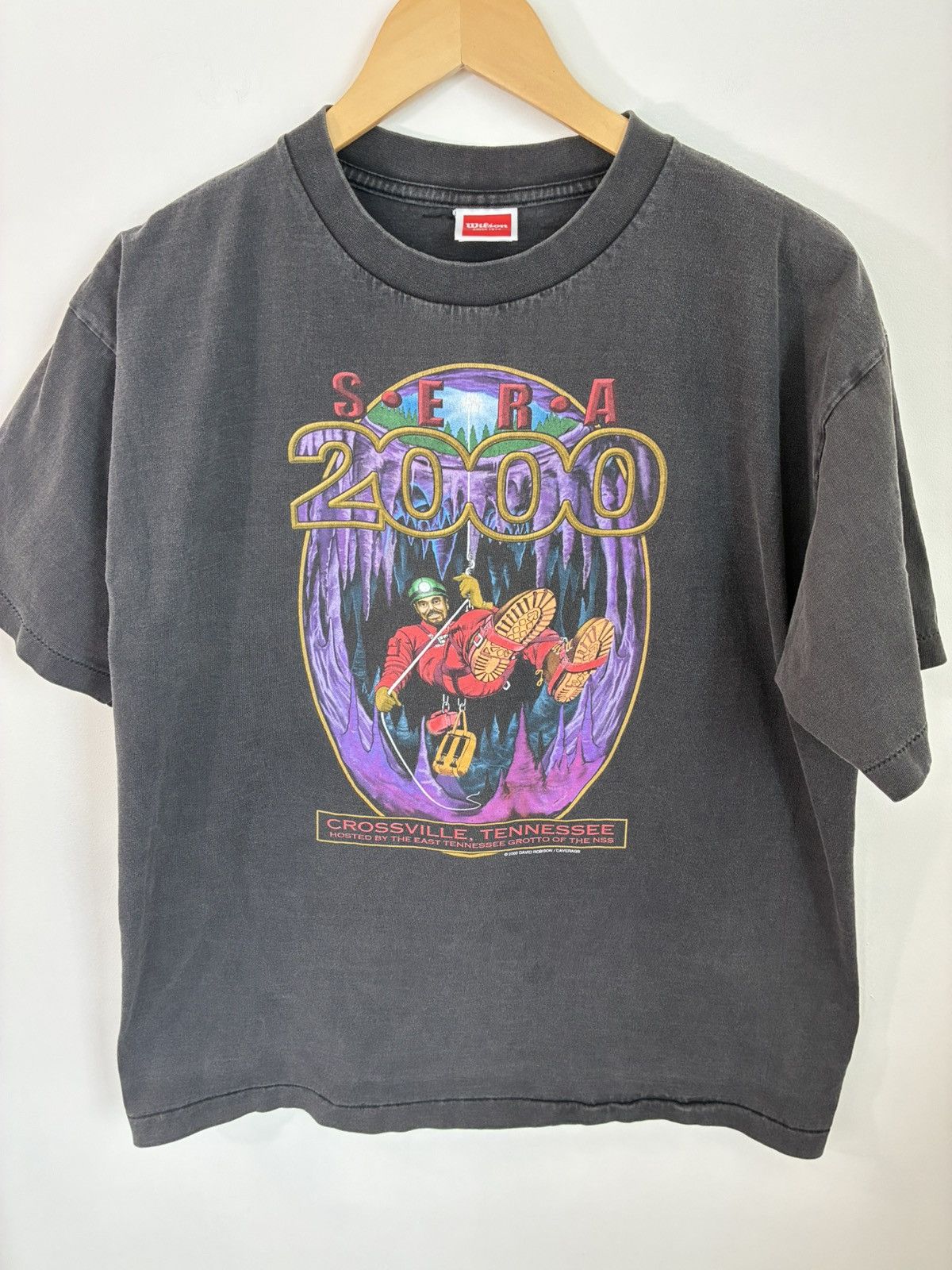 Vintage Vintage Single Stitch Sun Faded Rock Climbing Caving Tee Size US L / EU 52-54 / 3 - 2 Thumbnail