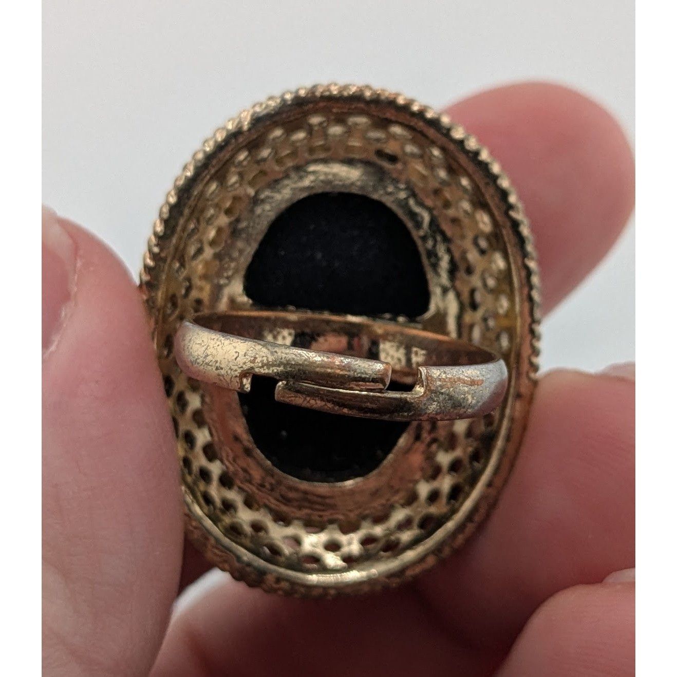Other Vintage Gothic Black Cabochon Ring With Braided Gold Tone Be Size ONE SIZE - 6 Thumbnail
