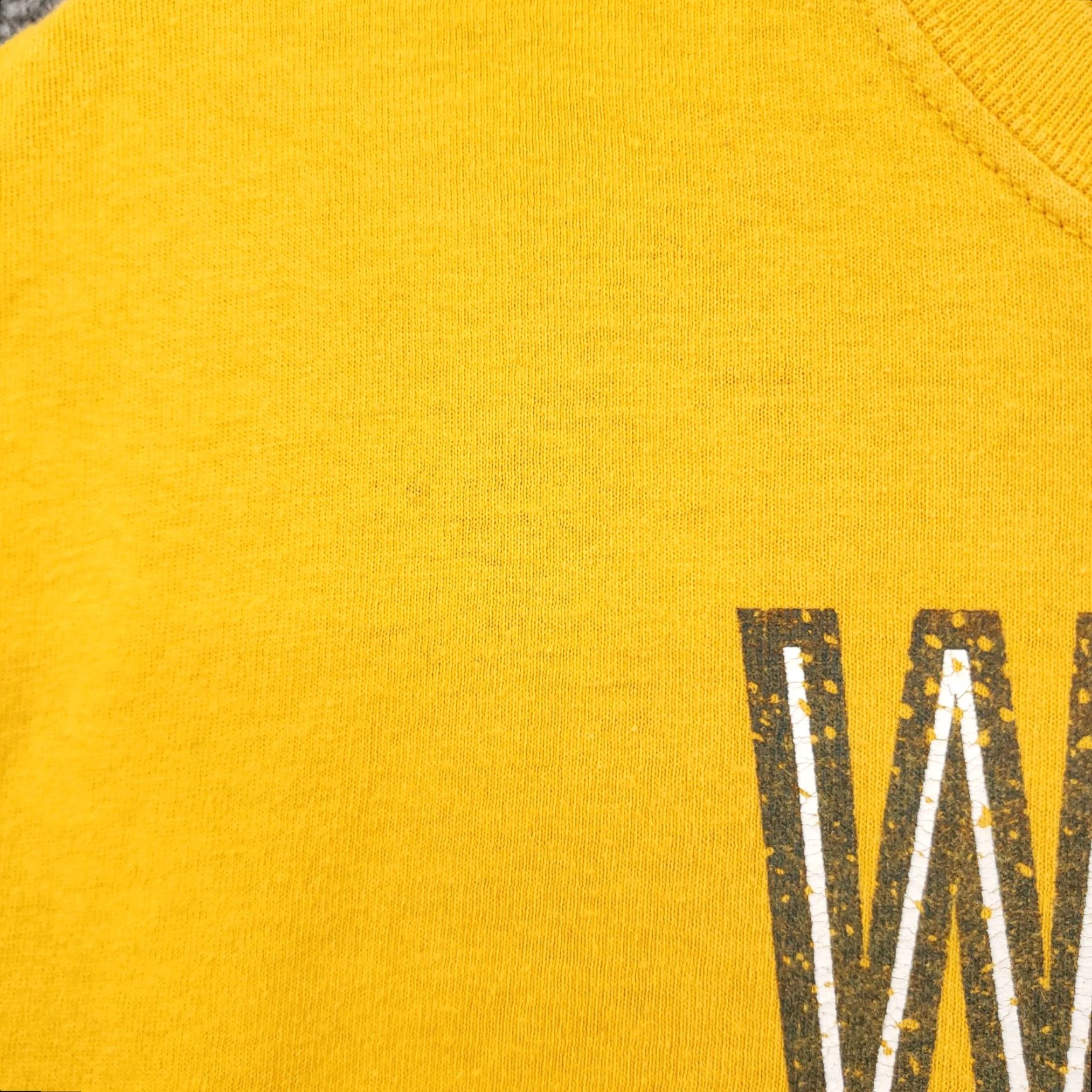 Vintage Universal Studios T-Shirt Mens XL Yellow Wiener Takes All Short Sleeves Cotton Size US XL / EU 56 / 4 - 6 Thumbnail
