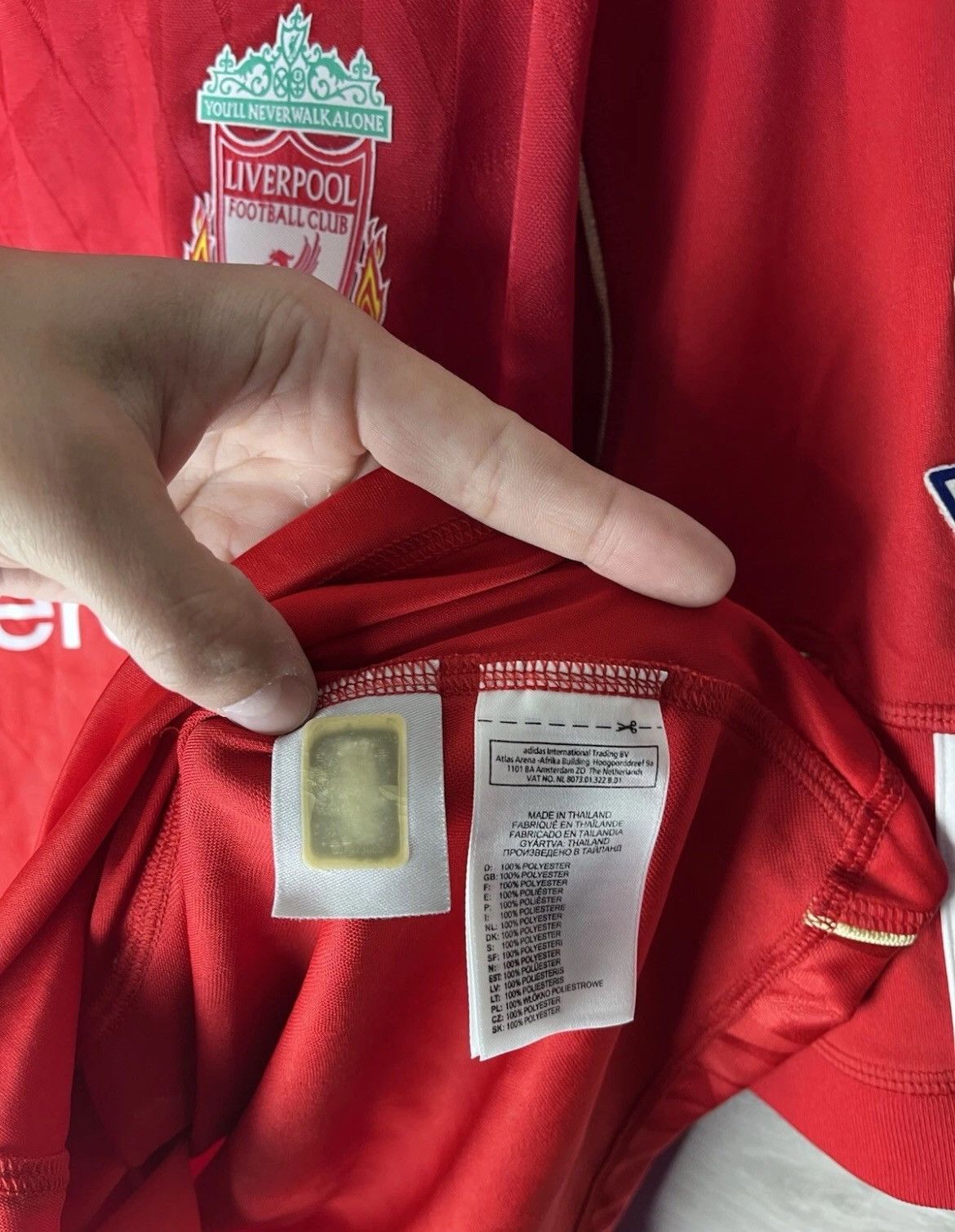 Vintage Vintage soccer jersey Adidas FC Liverpool size 2xl 09/10s Size US XXL / EU 58 / 5 - 10 Thumbnail