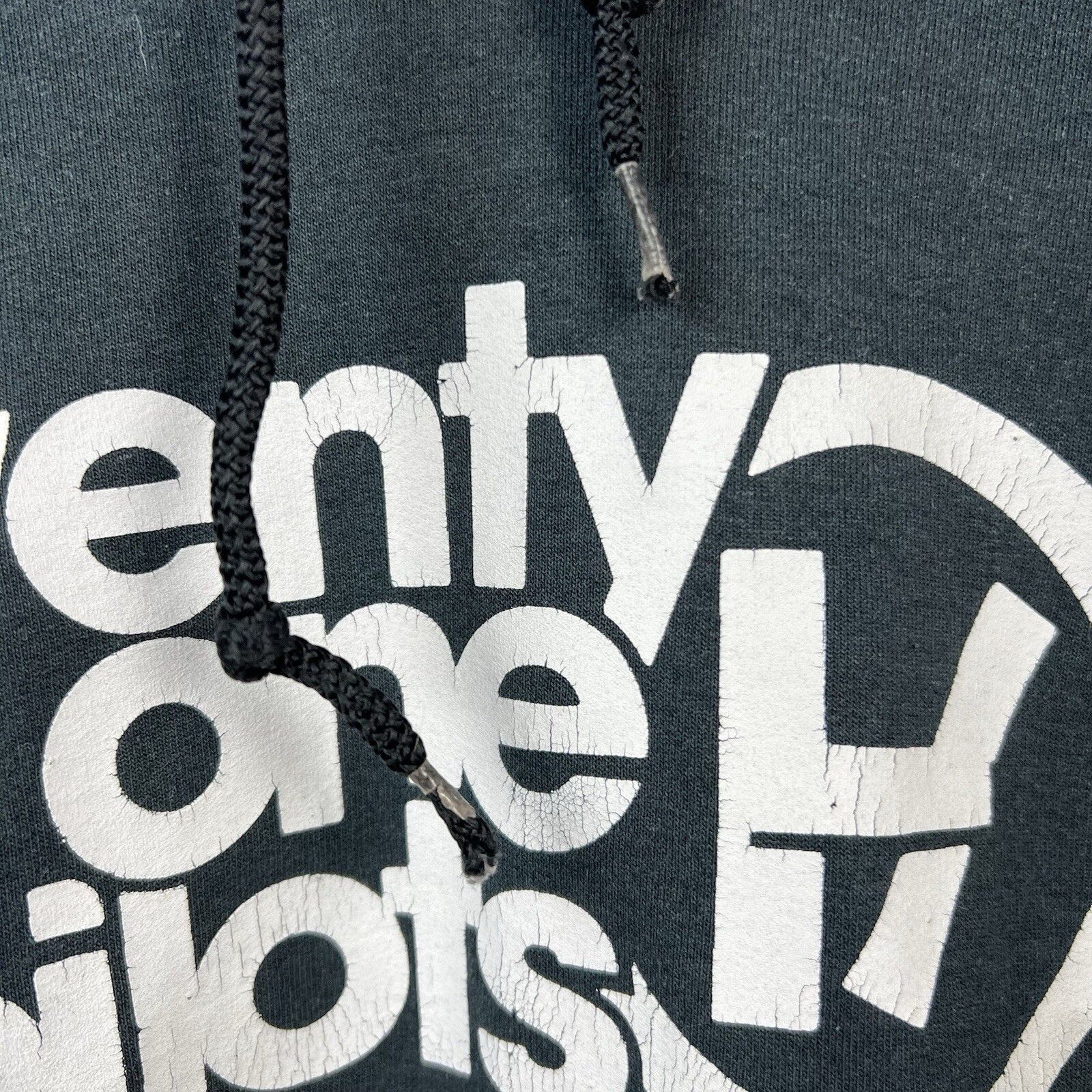 Band Tees Twenty One Pilots Hoodie Men's Size M Long Sleeve Size US M / EU 48-50 / 2 - 3 Thumbnail