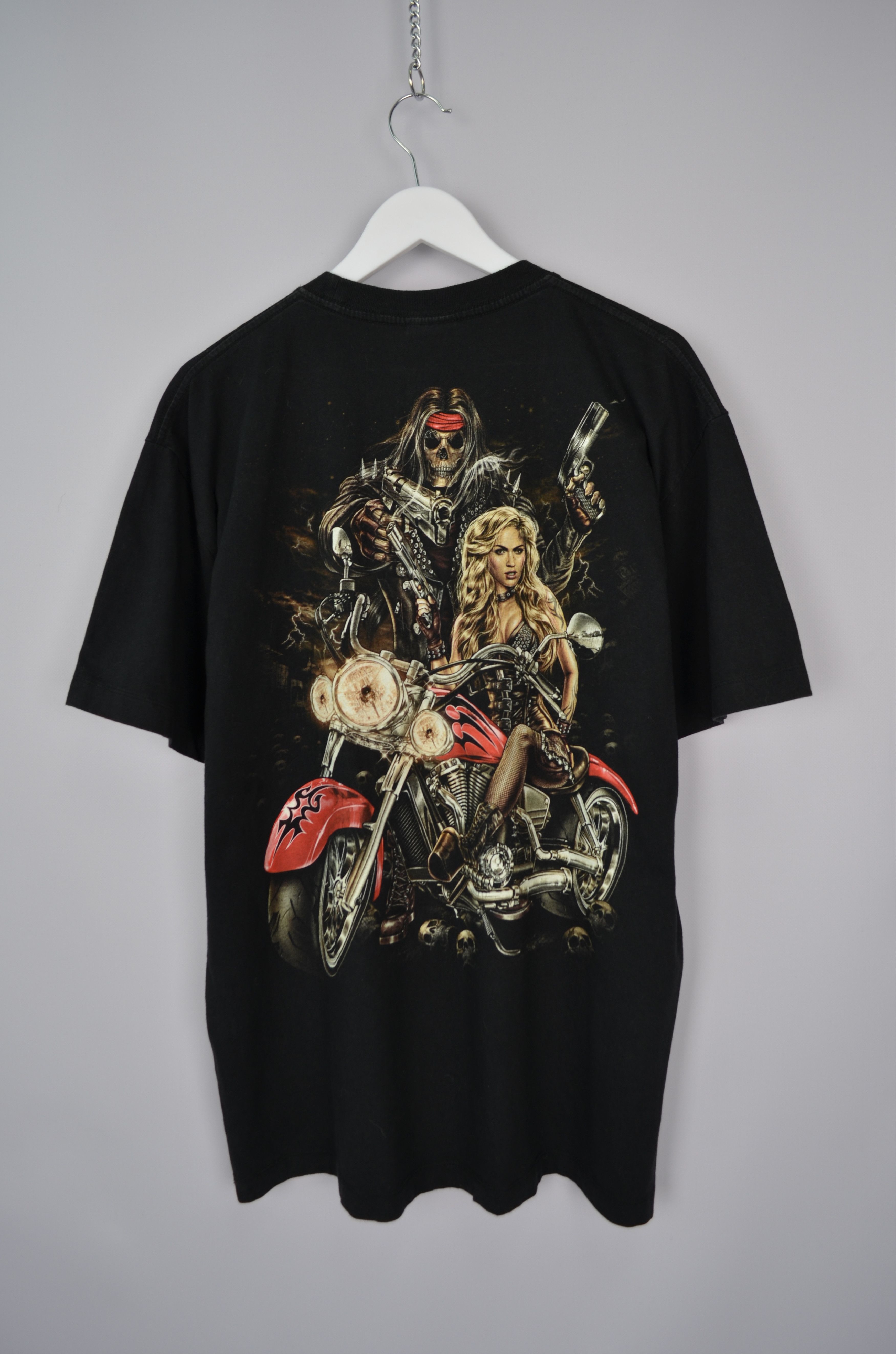 Other Vintage WILD Skull Bike Rock Girl Print T Shirt L 90s y2k Size US L / EU 52-54 / 3 - 7 Thumbnail