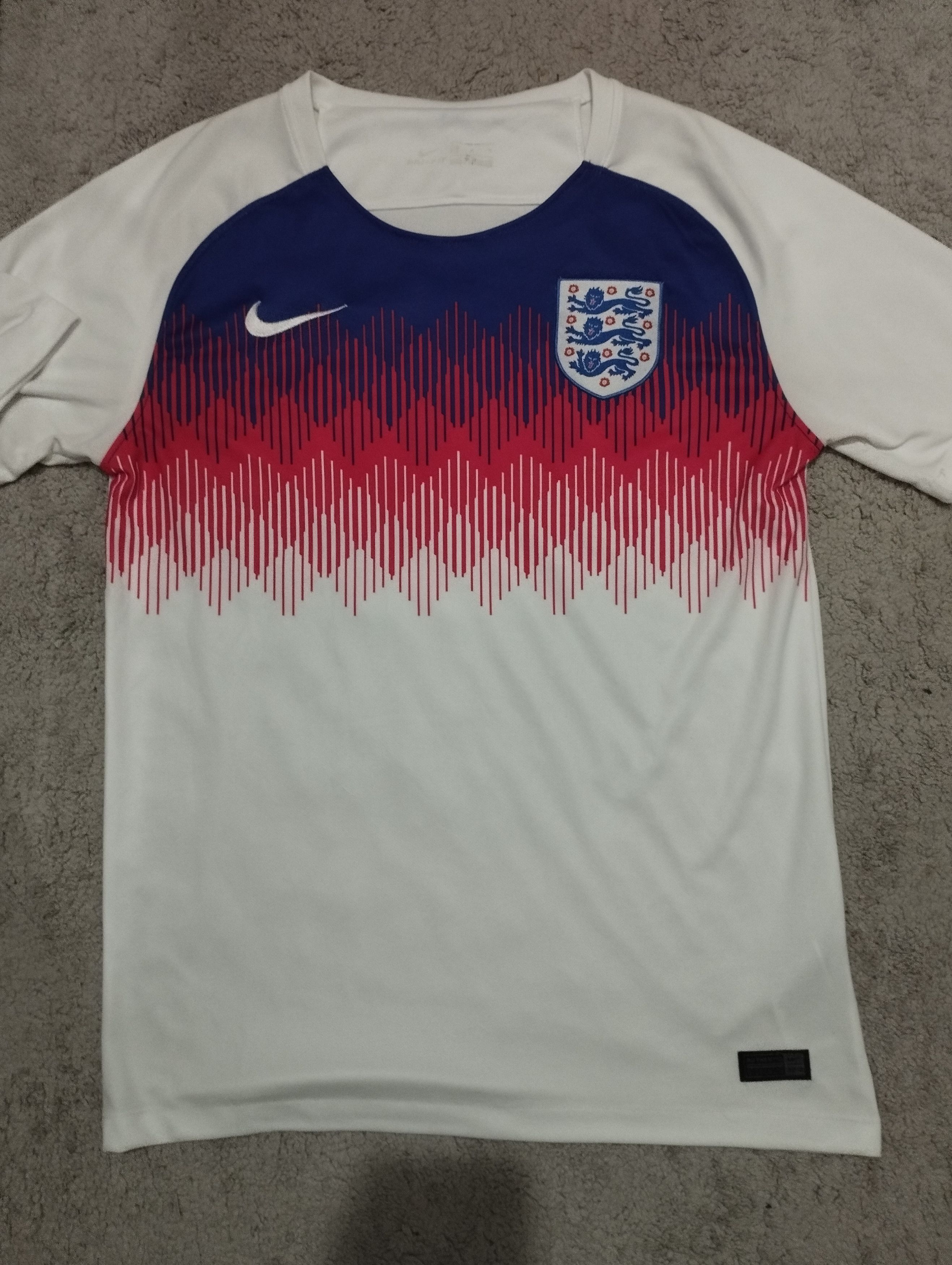 Nike Mens Nike England Pre-Match Jersey Size US M / EU 48-50 / 2 - 1 Thumbnail