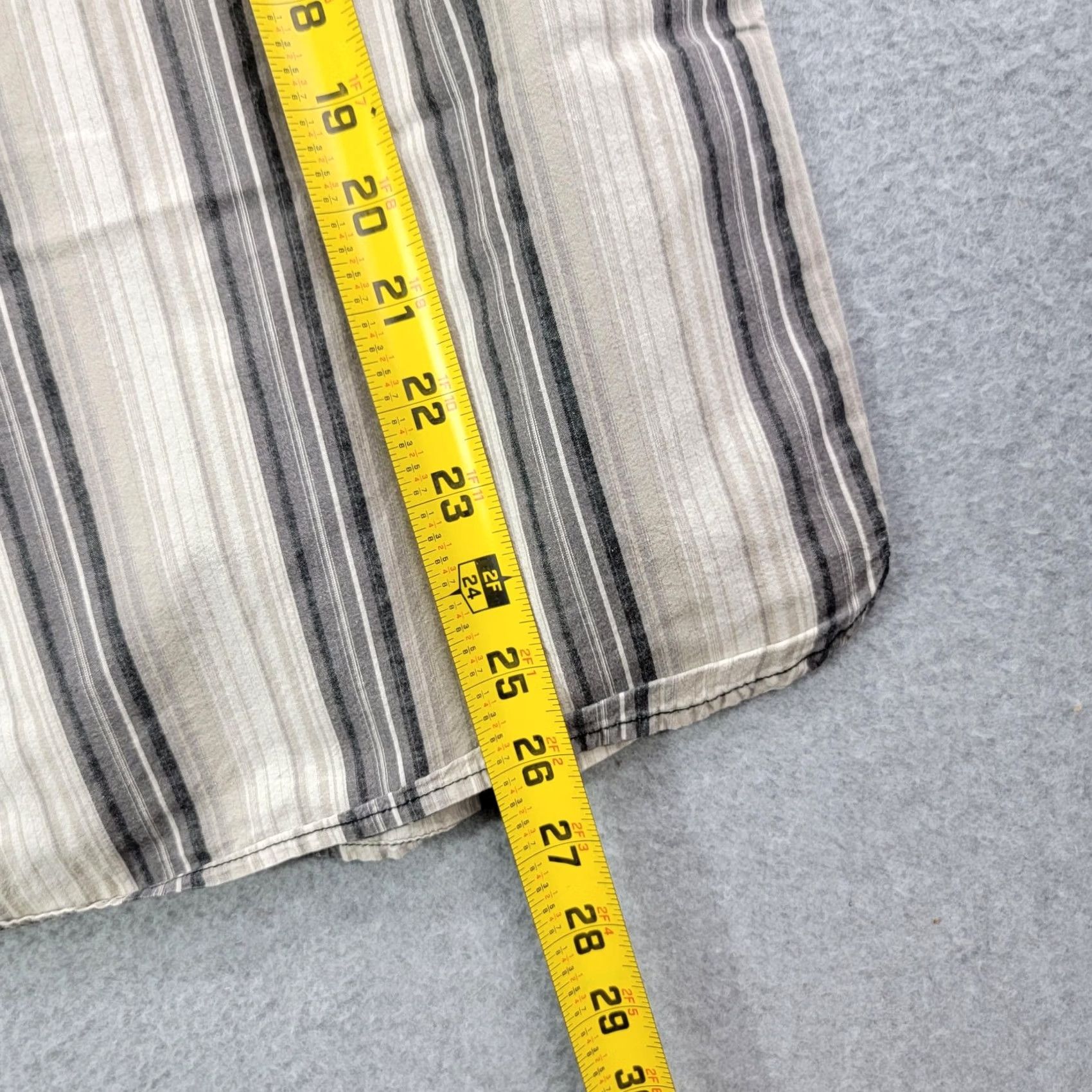 Dickies Dickies Shirt Mens Large Beige Gray Stripe Short Sleeve Button Front Casual Size US L / EU 52-54 / 3 - 6 Thumbnail