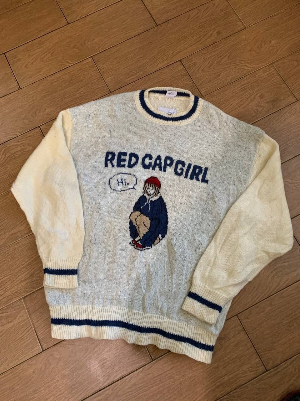 Vintage Vintage oversized anime girl sweater Japanese brand Size US M / EU 48-50 / 2 - 1 Thumbnail