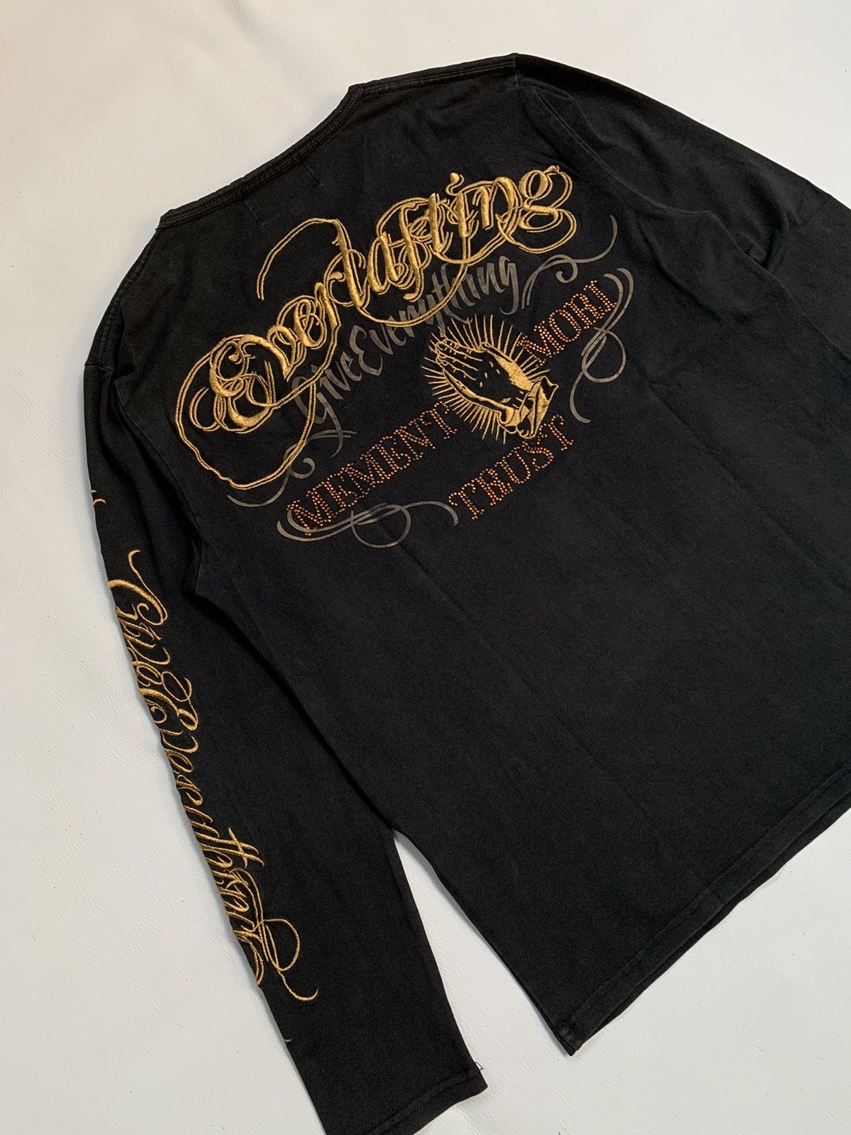 Japanese Brand Embroidered Tshirt Ifsixwasnine lgb styled