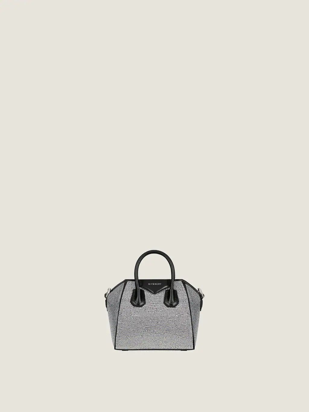 o1w1db10126 Size: One Size / Bag in White Doted