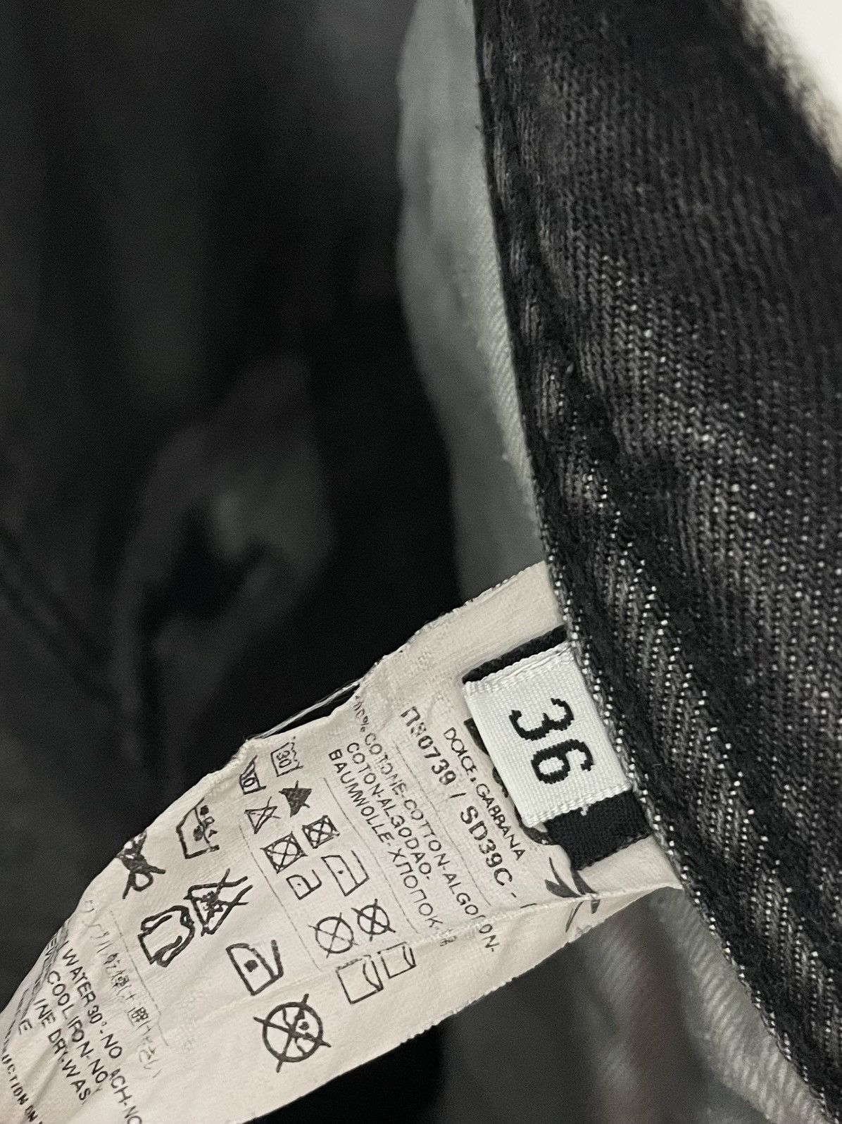 Dolce & Gabbana Dolce & Gabanna Vintage Distressed Faded Black Denim Jeans Size US 36 / EU 52 - 24 Thumbnail