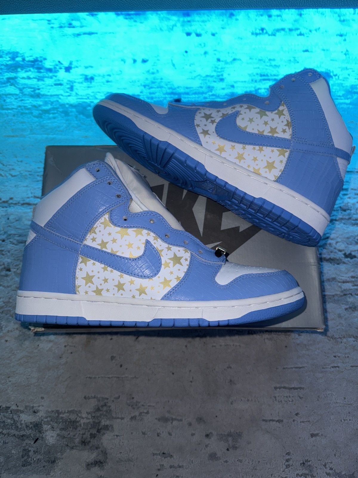 Nike × Supreme Nike Dunk High Pro SB x Supreme Size US 9.5 / EU 42-43 - 1 Thumbnail