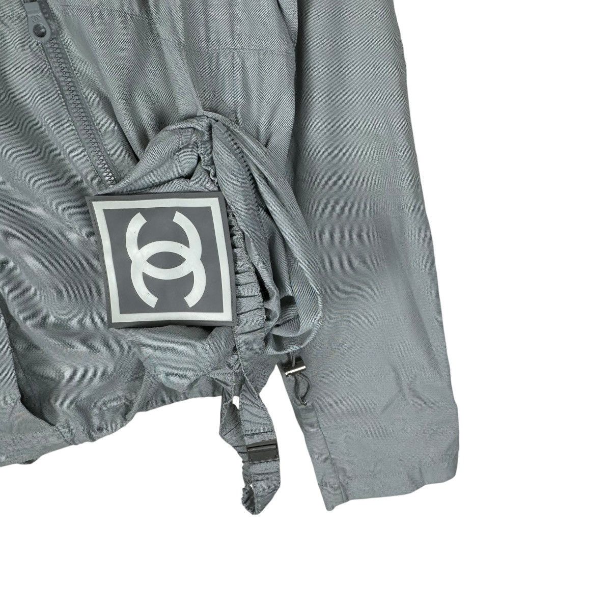 Chanel 🌟CHANEL IDENTIFICATION HOODIE AW01 SPORTS 2 WAY LIGHT JACKET Size M / US 6-8 / IT 42-44 - 8 Thumbnail