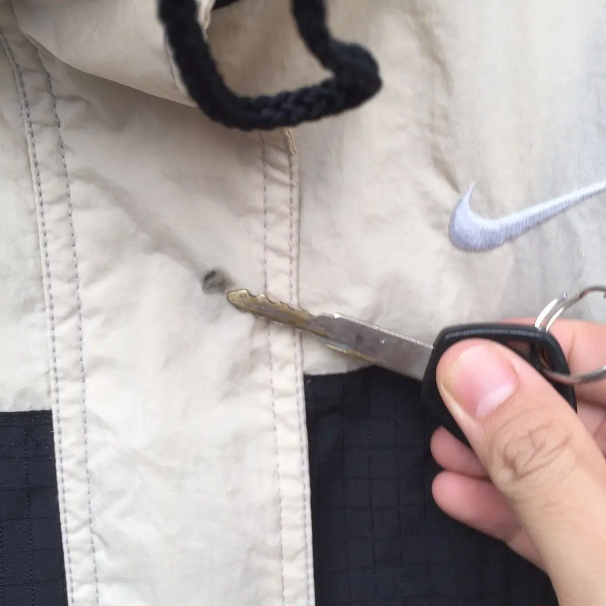 Nike Vintage 90s Nike Swoosh Medium Logo Zipper Jacket | M | Swag Size US L / EU 52-54 / 3 - 5 Thumbnail