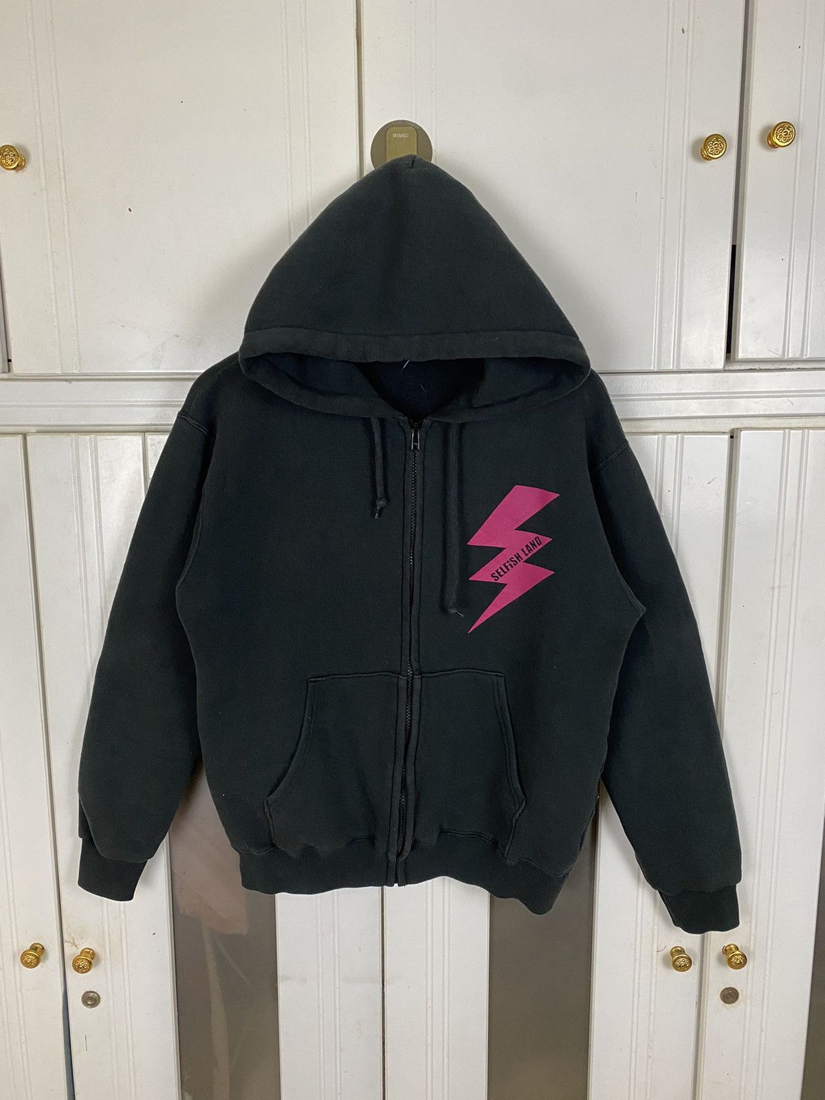 Japanese Brand Vintage Skull Selfish Island Hoodies Size US S / EU 44-46 / 1 - 2 Thumbnail