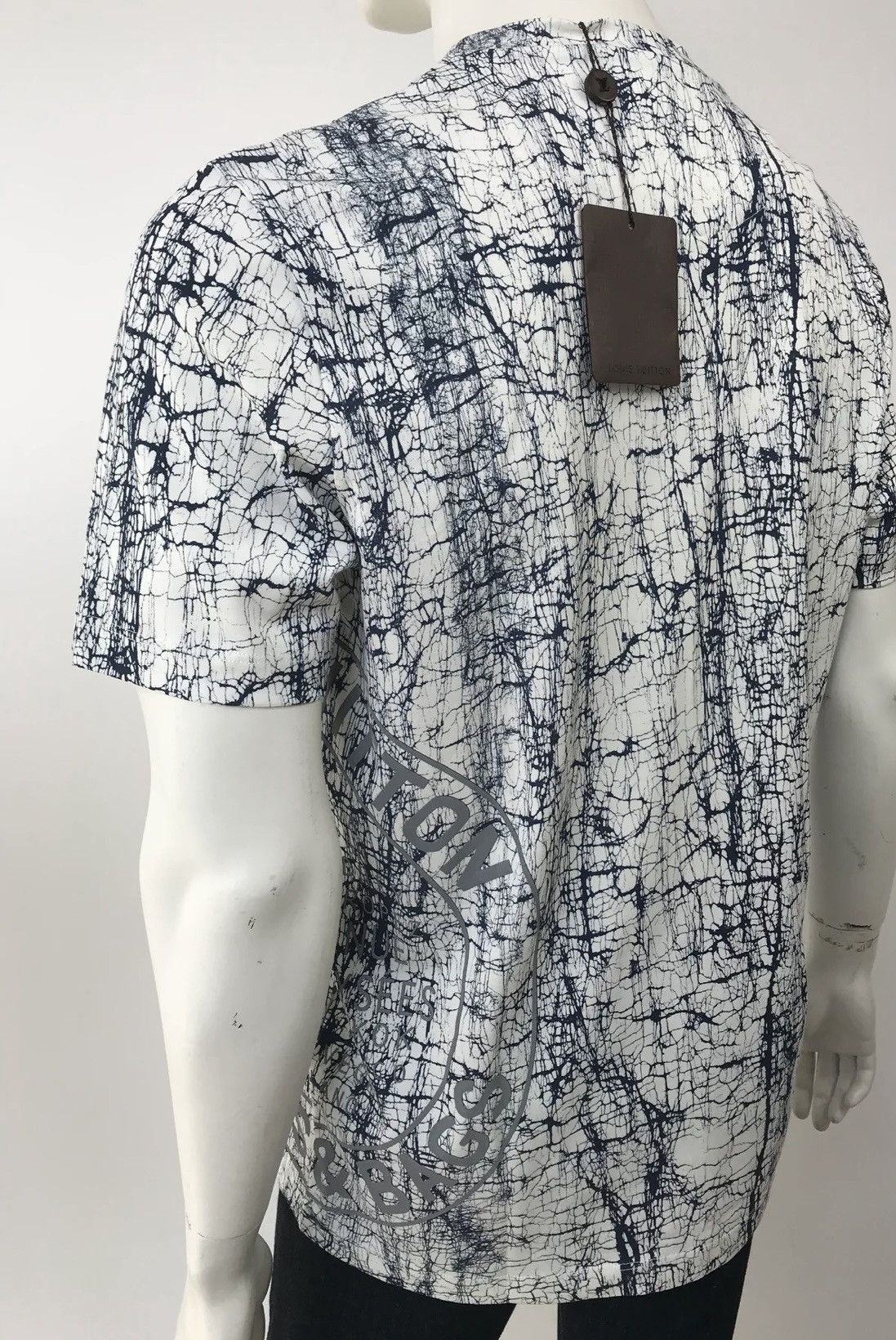 Louis Vuitton Louis Vuitton White Cracked Print Jersey T-Shirt Size US L / EU 52-54 / 3 - 2 Thumbnail