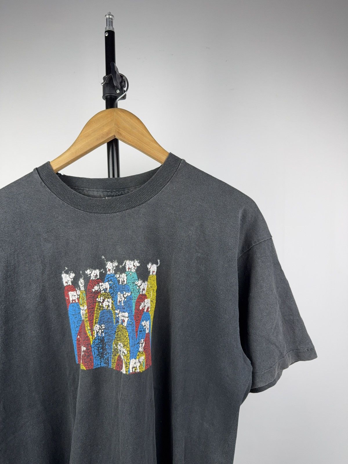 Vintage Retro Vintage Basel Verein Cows Graphic T-Shirt 90s Size US L / EU 52-54 / 3 - 2 Thumbnail