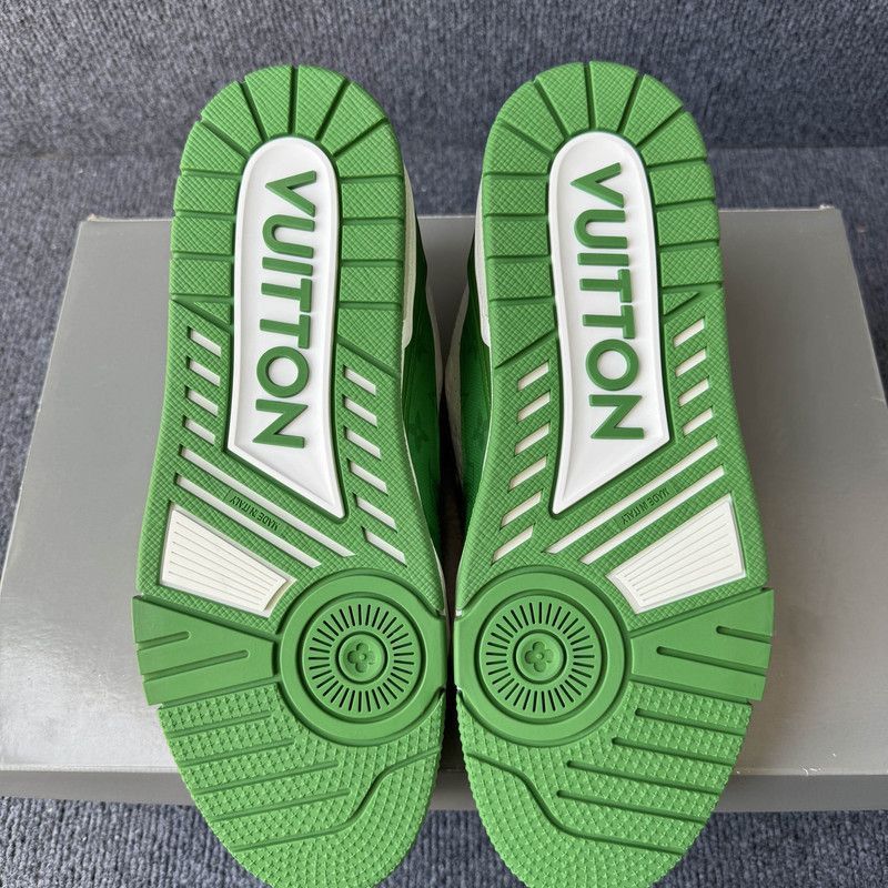 Louis Vuitton Louis Vuitton Trainer Low-Top Fashion Sneakers for All -250 Size US 8.5 / EU 41-42 - 4 Thumbnail