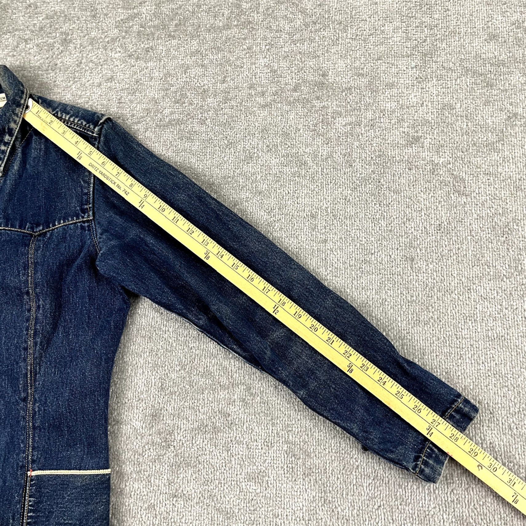 Levi's VINTAGE Levi Strauss Jacket Womens M Blue Denim Red Tab Lot 53 Selvedge Y2K RED Blue Denim Classic 80s 90s Retro Womens Jacket Size M / US 6-8 / IT 42-44 - 7 Thumbnail