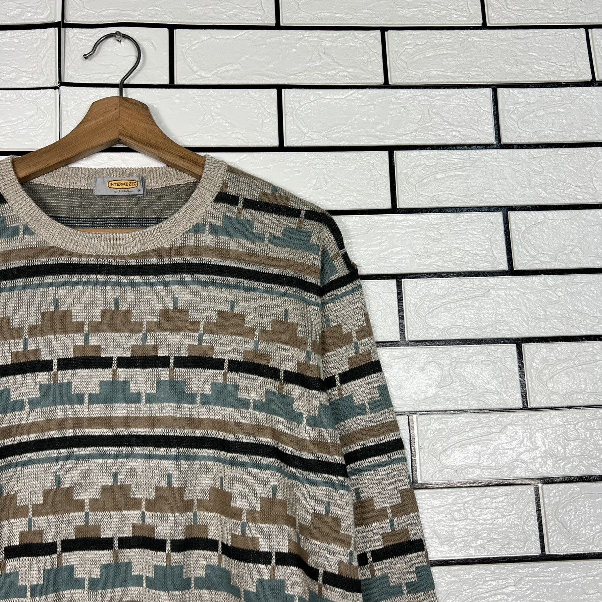 Japanese Brand Vintage 90's INTERMEZZO Knitted Sweatshirt #3956-C180 Size US M / EU 48-50 / 2 - 4 Thumbnail