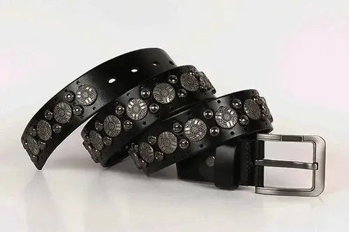 Japanese Brand × Vintage Metal Rivet Cowboy Belt Genuine Leather Cowskin Size ONE SIZE - 1 Thumbnail