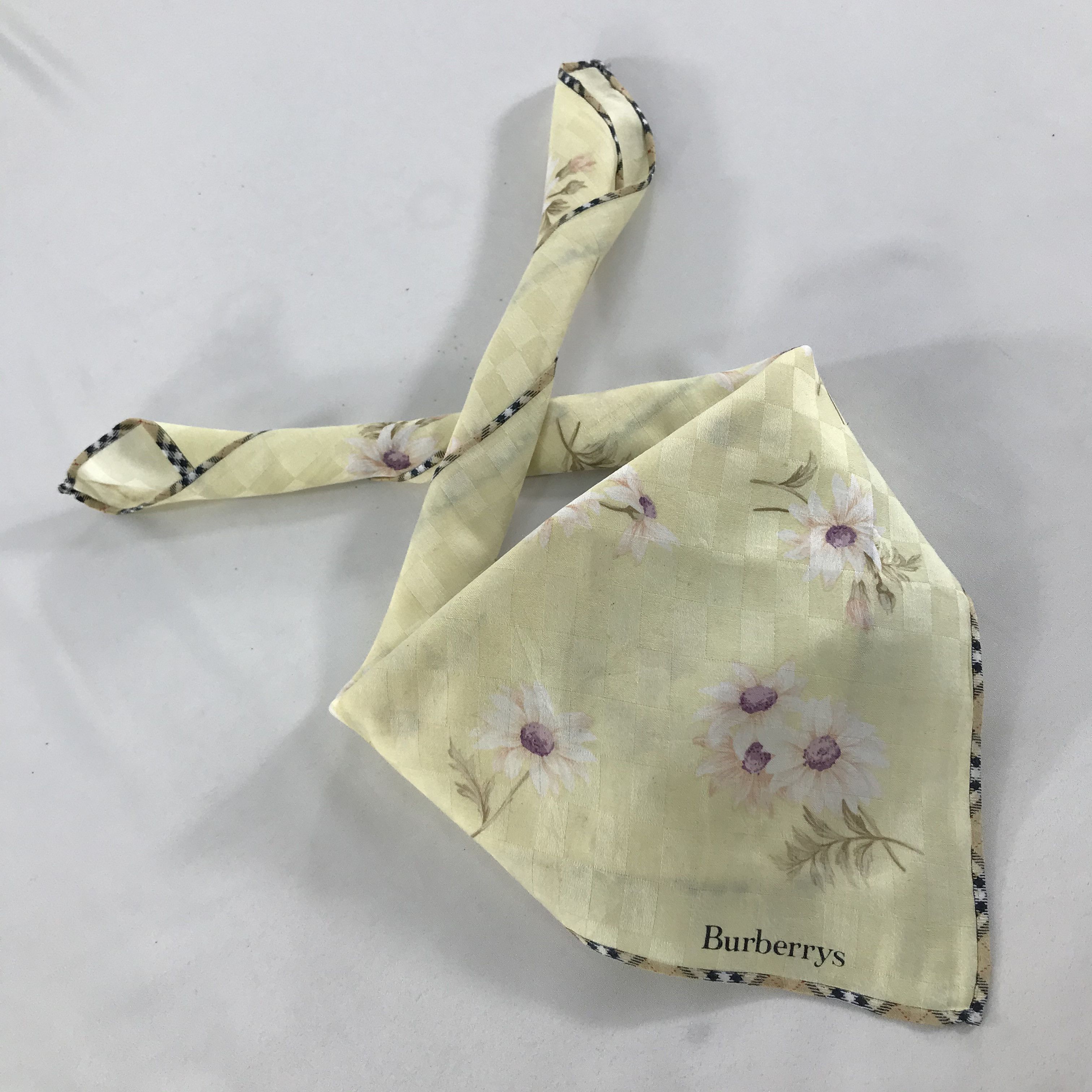 Burberry × Vintage Burberry Bandana / Handkerchief / Neckerchief - S1240 Size ONE SIZE - 4 Thumbnail