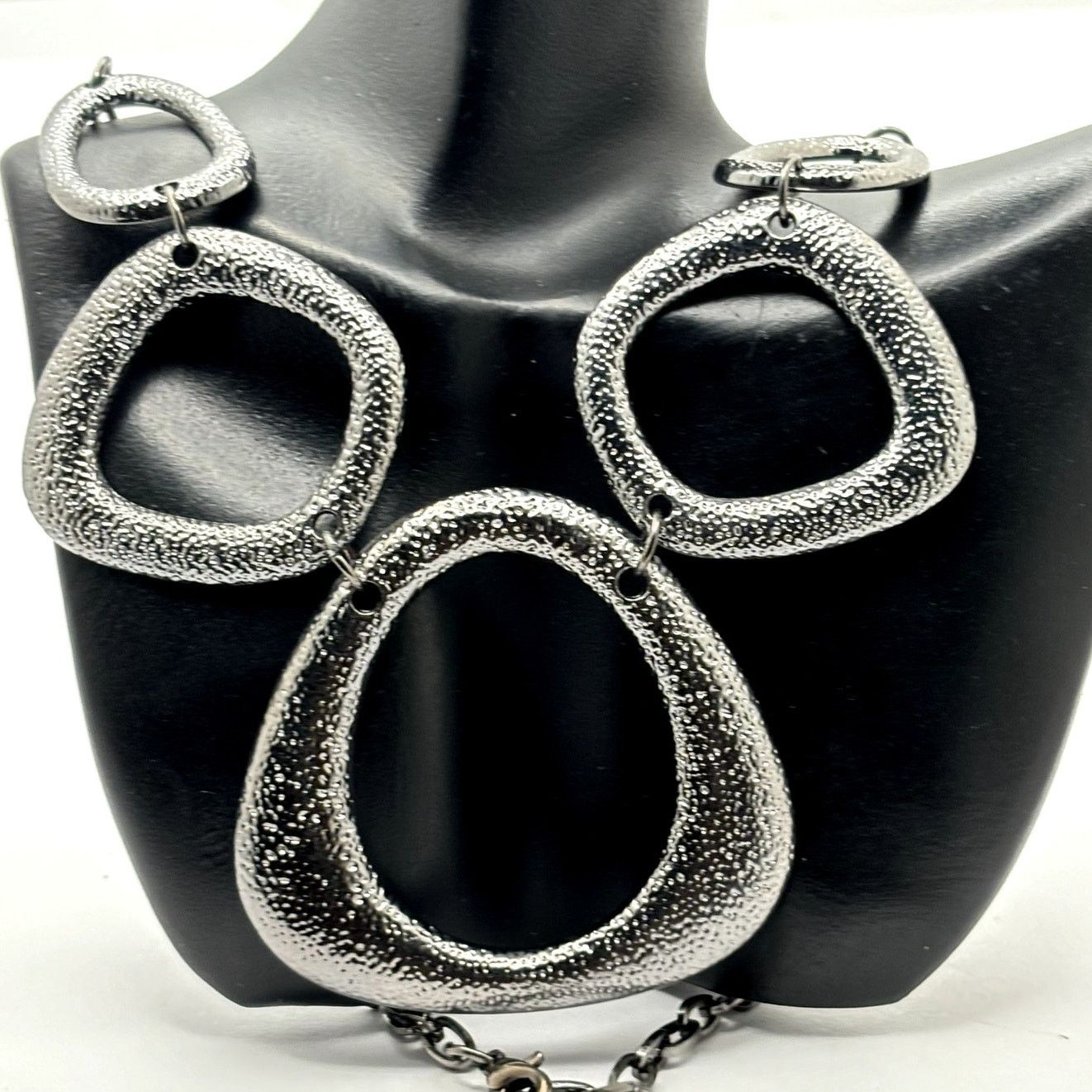 Other Paparazzi Silver Geometric Necklace Size ONE SIZE - 1 Thumbnail