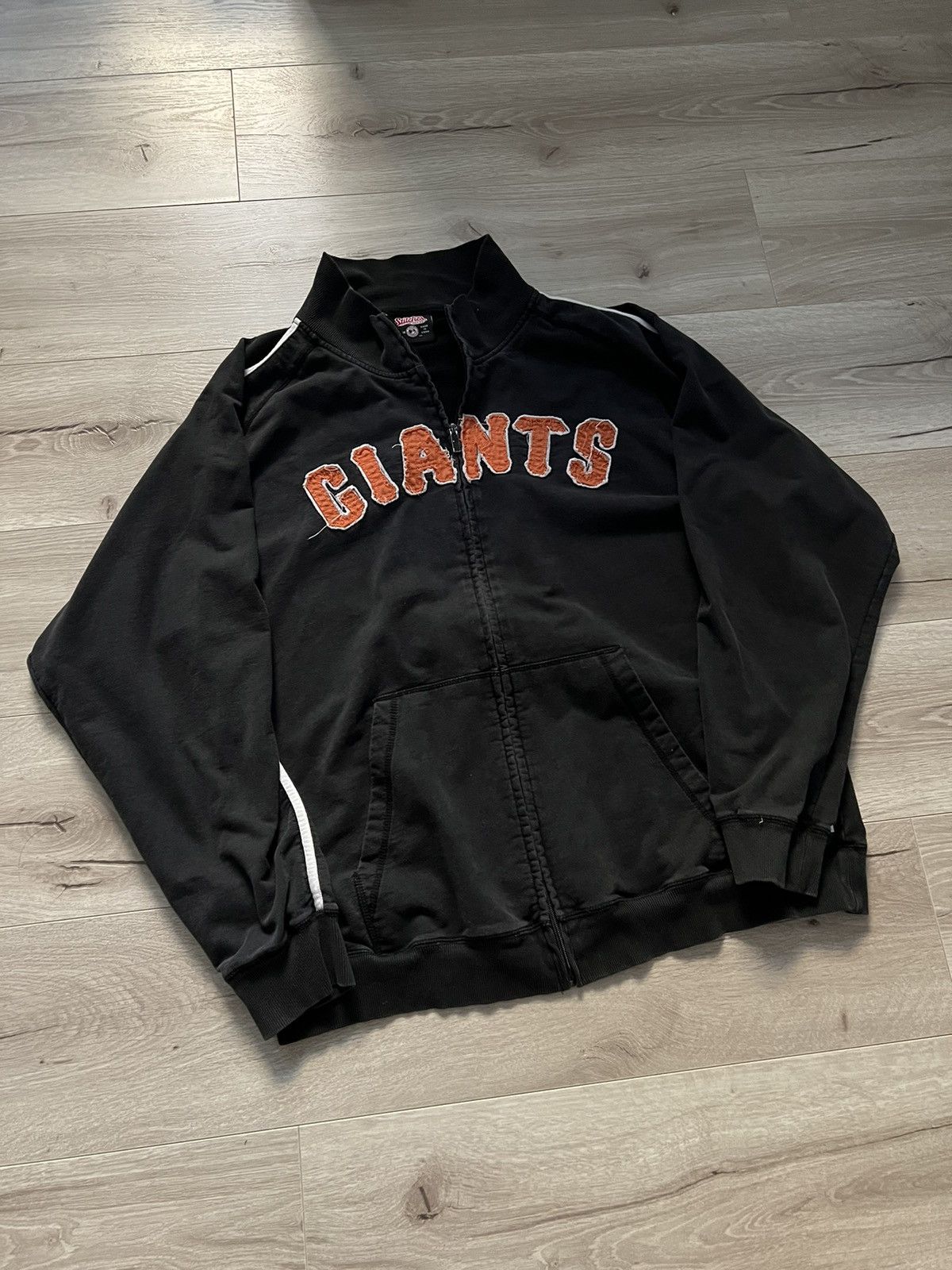 Japanese Brand × MLB × Vintage Vintage Giants Stiches MLB Black zip up jacket faded orange Size US XL / EU 56 / 4 - 1 Thumbnail