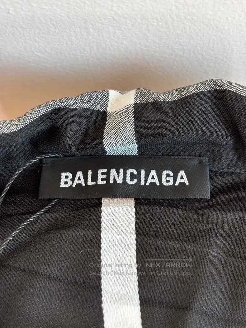 Balenciaga Balenciaga Black and Red Plaid Shirt Size US S / EU 44-46 / 1 - 2 Thumbnail