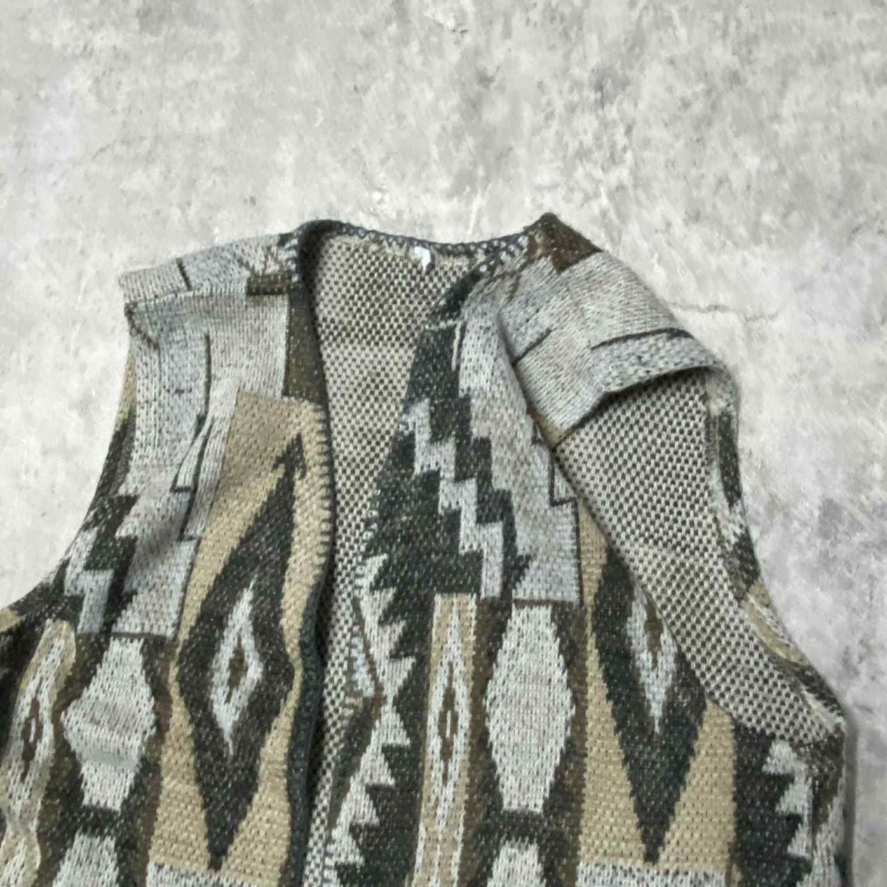 Other Brown and tan Aztec print zip up sweater vest #aztecprint Size L / US 10 / IT 46 - 2 Thumbnail