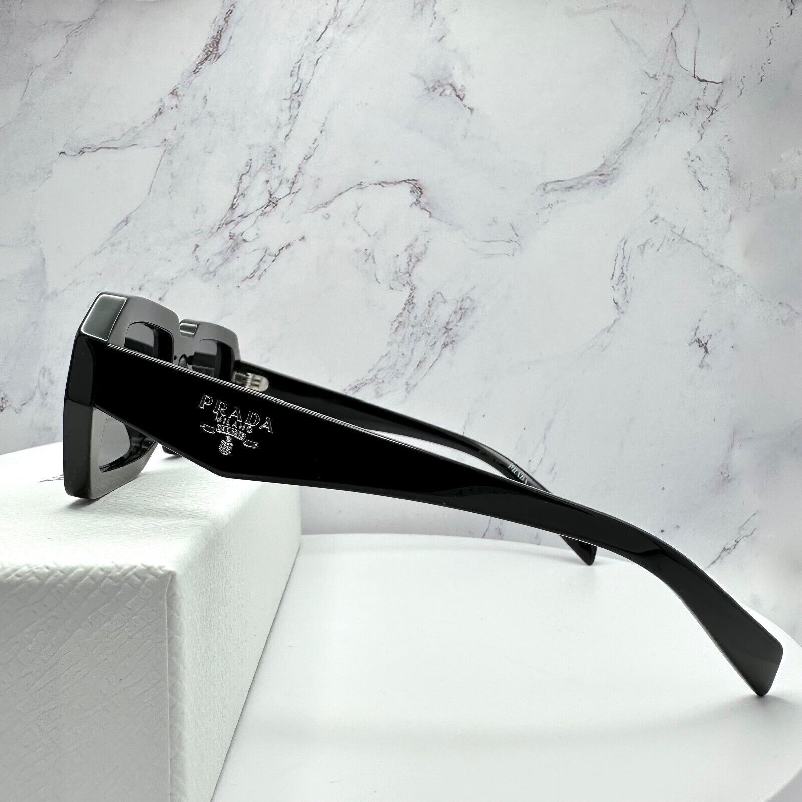 New PRADA Sunglasses Black Symbole PRADA MILANO Logo Square