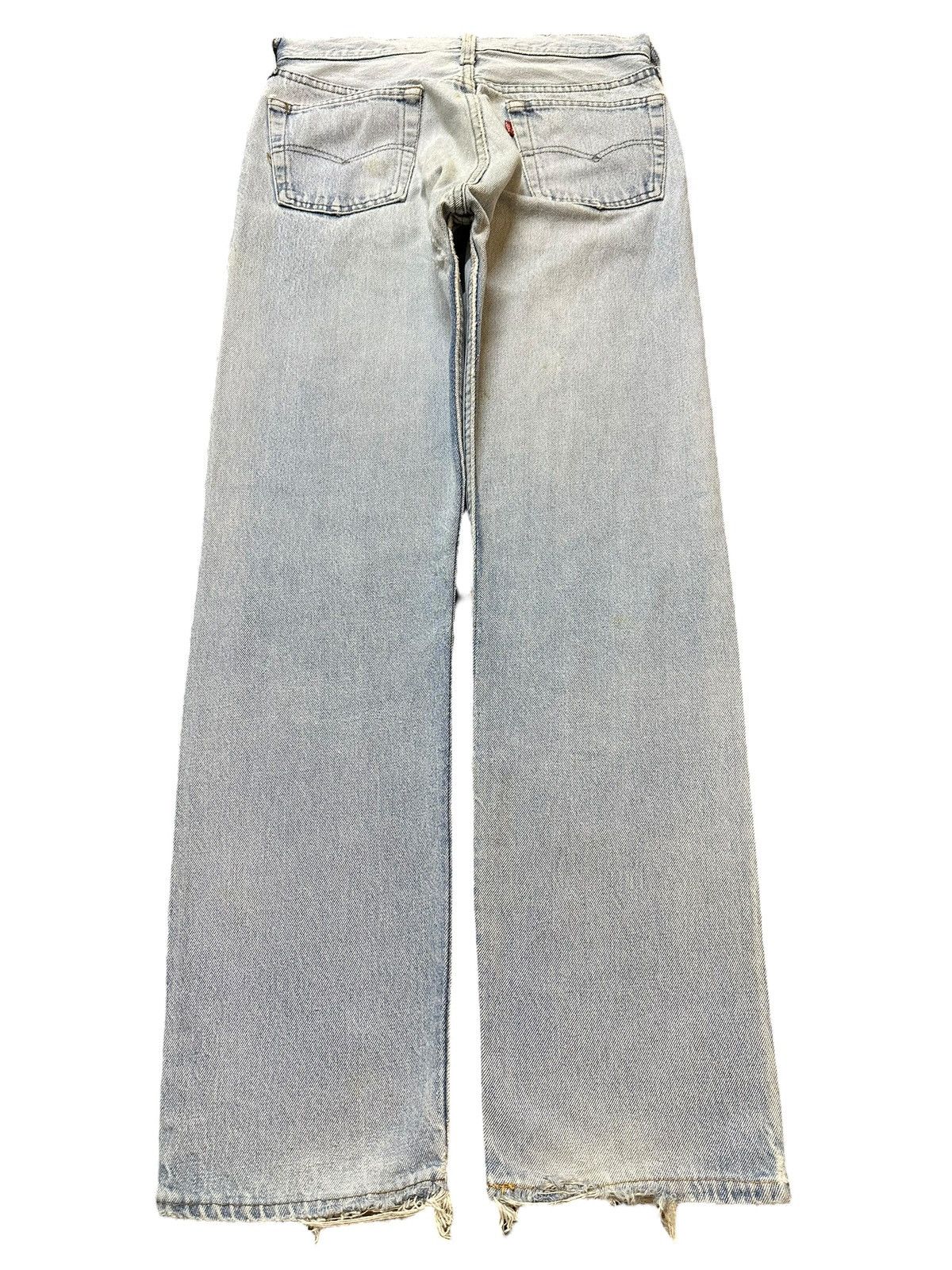 Levi's Vintage Levis Blue Light Wash Distressed Style Jeans Size US 28 / EU 44 - 2 Thumbnail