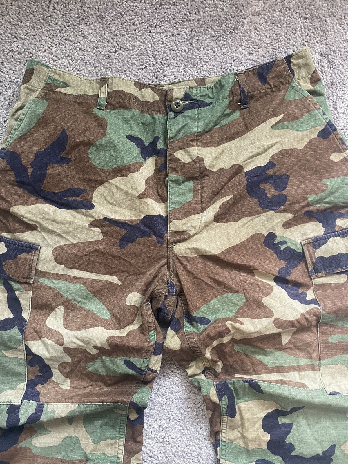 Vintage Vintage Woodland Camo Cargo Pants Size US 32 / EU 48 - 2 Thumbnail