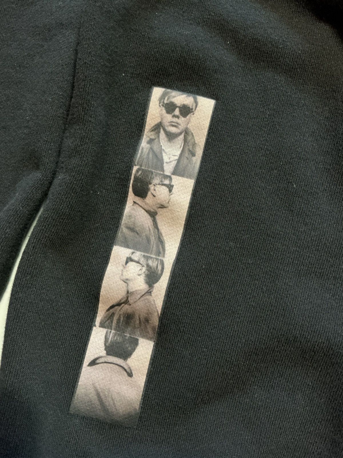 Andy Warhol × Kaws × Uniqlo UT Uniqlo X Andy Warhol X Kaws Box Logo Pullover Sweatshirt Size US M / EU 48-50 / 2 - 10 Thumbnail