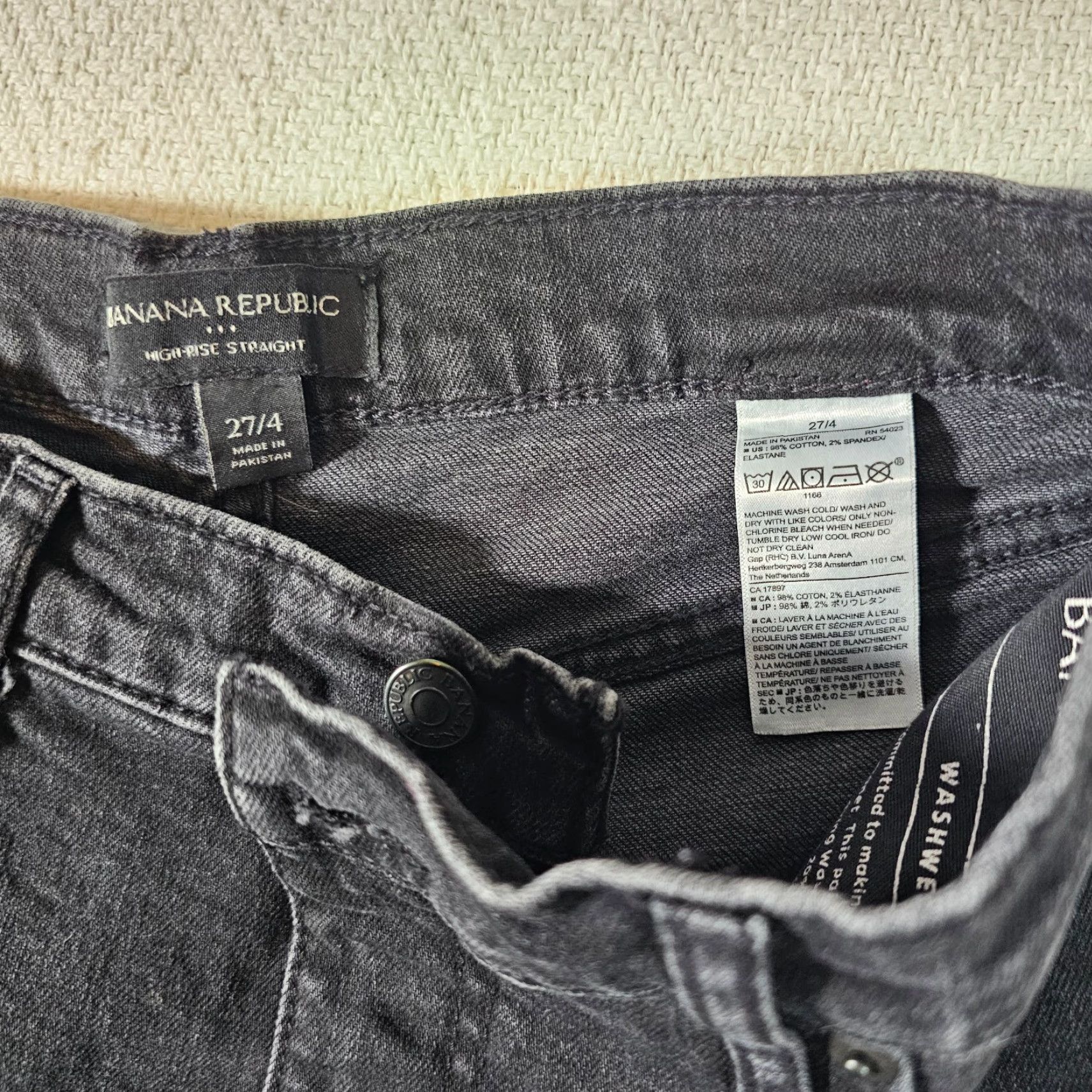 Banana Republic VINTAGE Banana Republic Jeans Women's Size 27 Medium Black Straight High Rise Denim Size 27" / US 4 / IT 40 - 3 Thumbnail