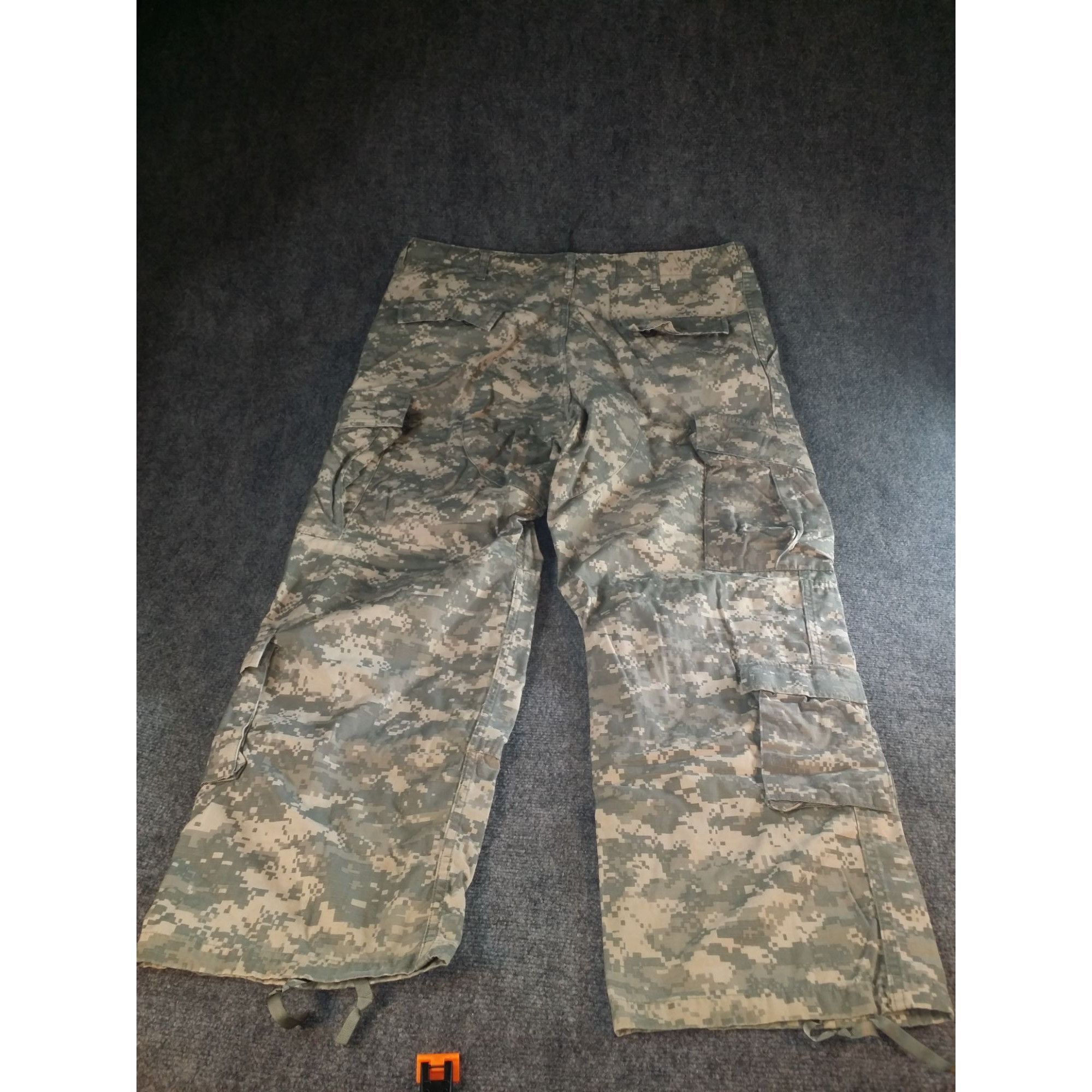 Other USGI US Military Army Combat Uniform Button Fly Pants Size L Size US 38 / EU 54 - 7 Thumbnail
