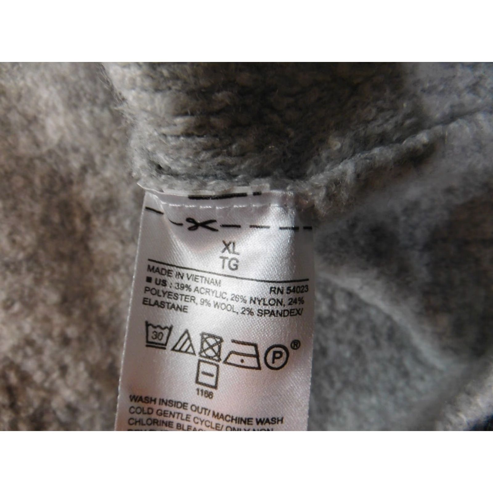 Banana Republic Banana Republic Mens Sweater XL Gray Pullover Crew Neck Stretch Classic Knit Wool Acrylic Nylon Spandex Size US XL / EU 56 / 4 - 6 Thumbnail