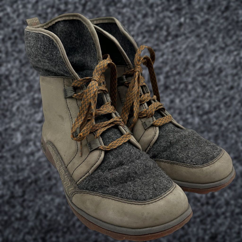 Chaco Chaco Boots Womens 10 Gray Nickel Fleece Lined Ankle Winter Snow Boot J150184 Size L / US 10 / IT 46 - 1 Thumbnail