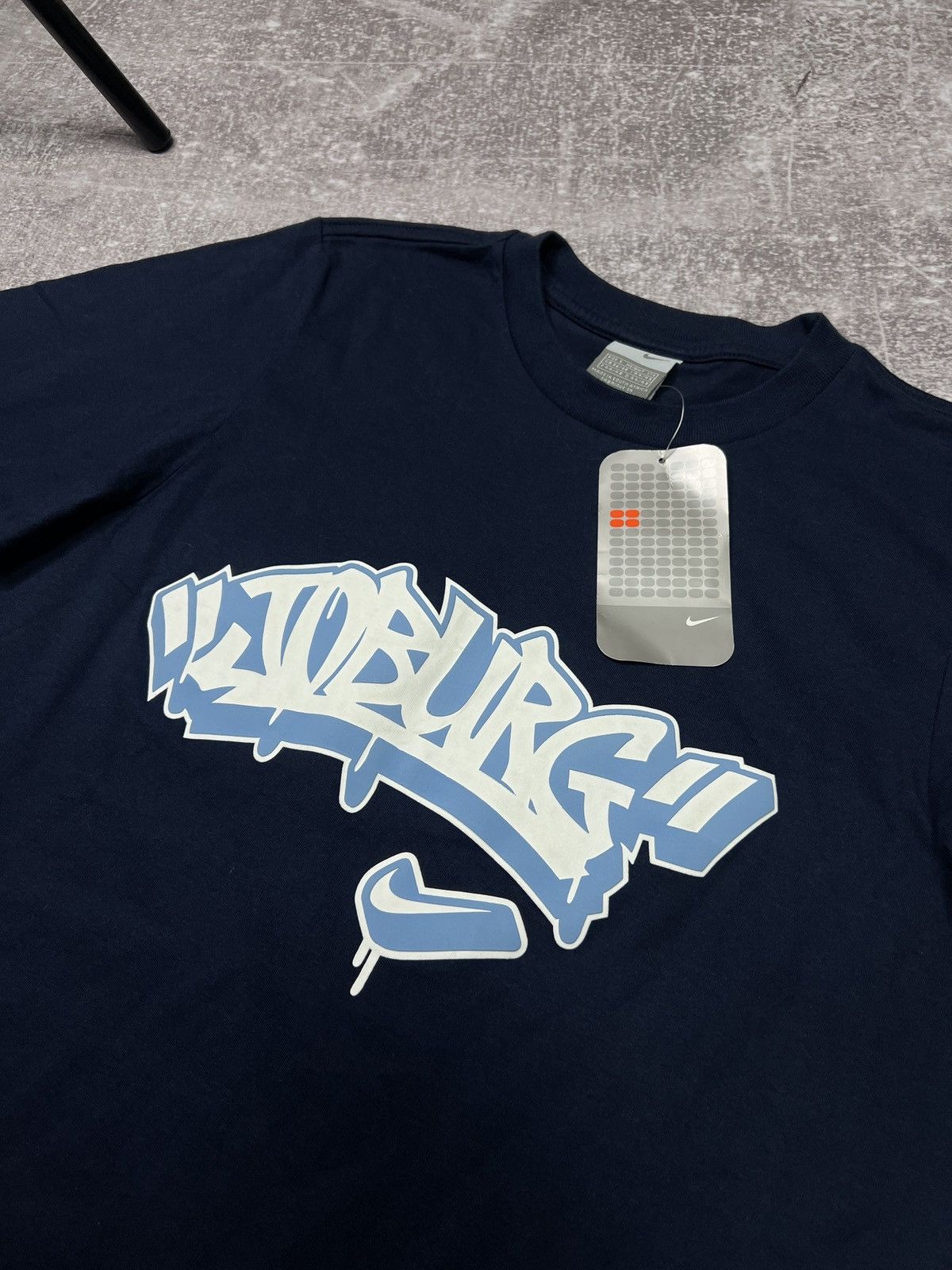 Nike Nike Vintage T Shirt 90s Big Logo Y2k Size US S / EU 44-46 / 1 - 4 Thumbnail