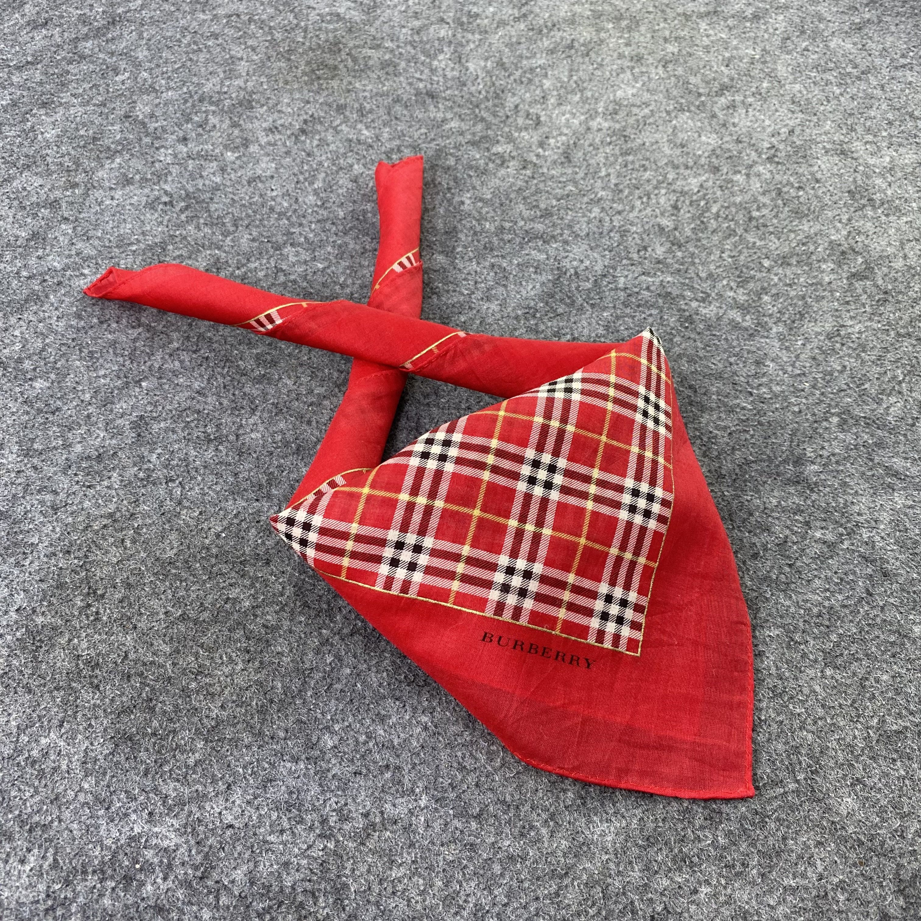Burberry Burberry Handkerchief / Bandana / Neckerchief-B1124 Size ONE SIZE - 1 Thumbnail