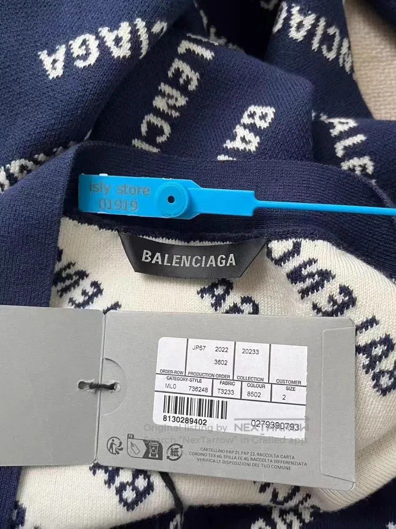 Balenciaga Balenciaga Logo Print Button Knit Sweater. Size US S / EU 44-46 / 1 - 3 Thumbnail