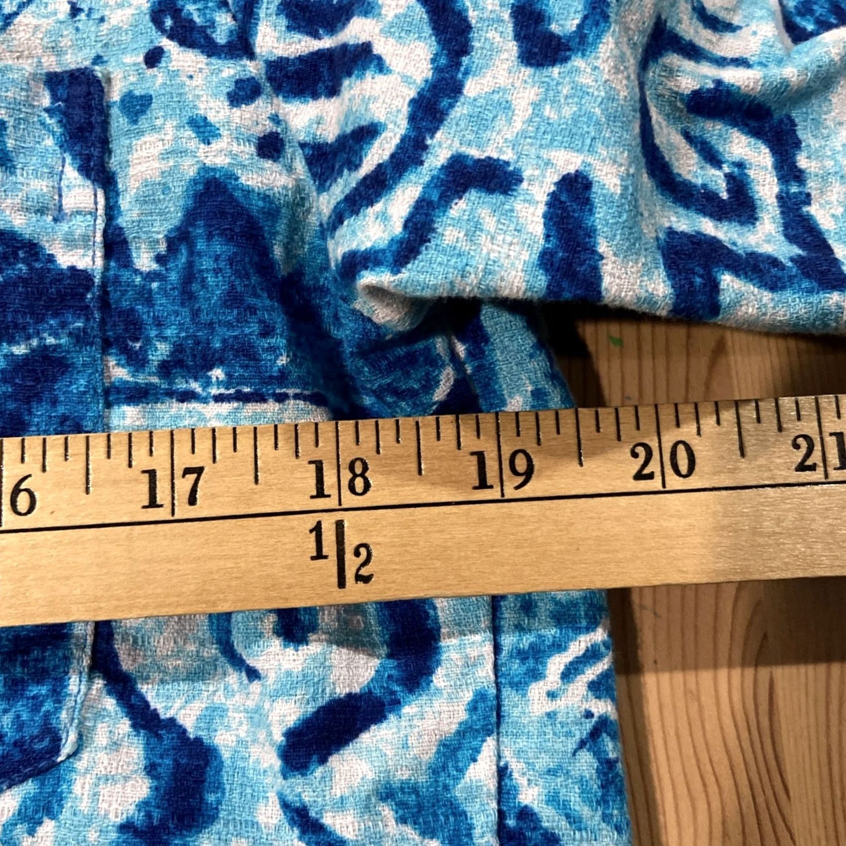 Vintage VINTAGE Mo Bettah Hawaii Button-Up Shirt Short Sleeve Floral Hawaiian Blue M Mens Size US M / EU 48-50 / 2 - 4 Thumbnail