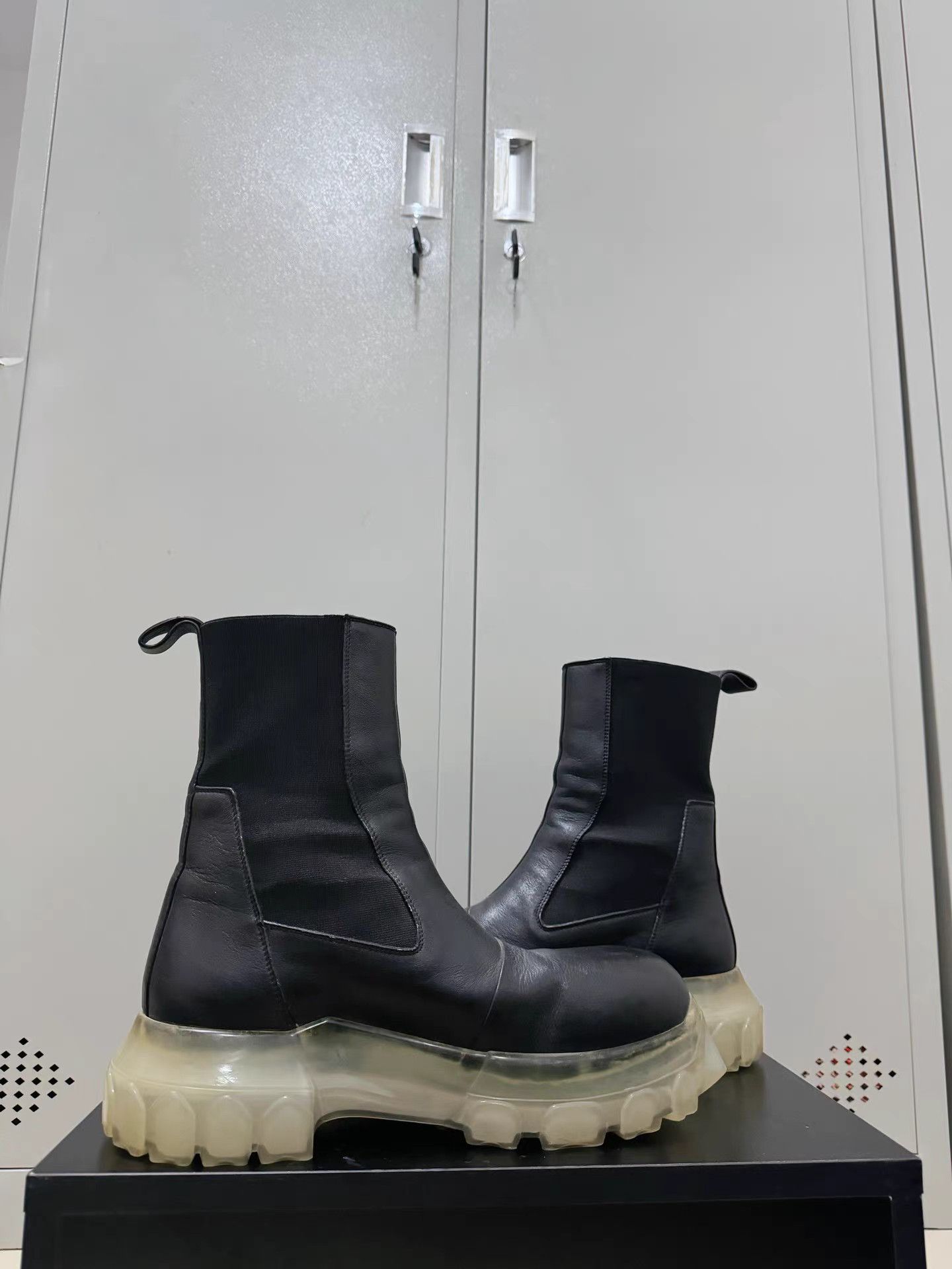 Rick Owens Rick Owens mainline octopus transparent sole Chelsea boots Size US 8 / EU 41 - 6 Thumbnail
