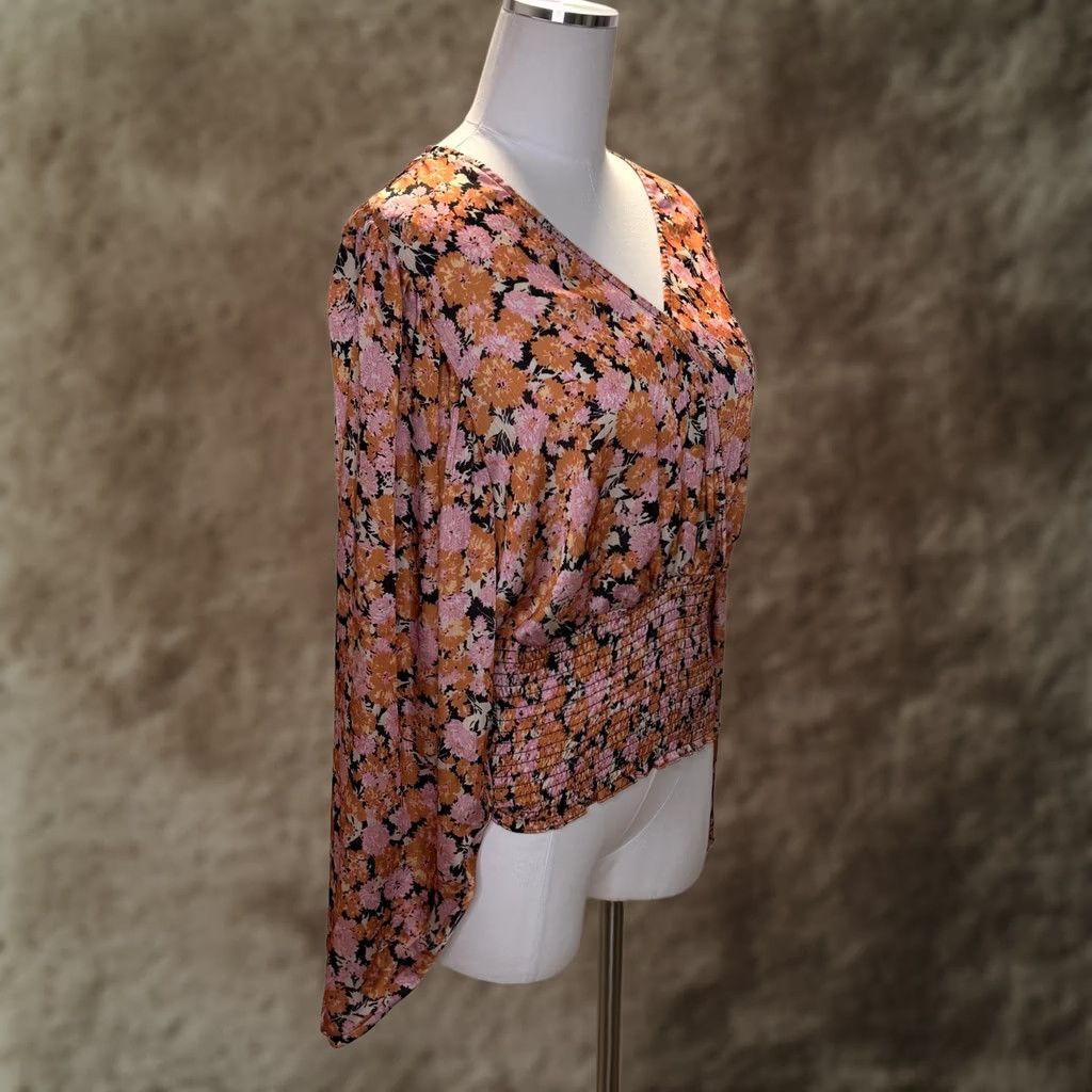 Vintage LEYDEN Blouse Womens M Orange Floral V Neck Long Sleeve Smocked Waist Shirt Size M / US 6-8 / IT 42-44 - 1 Thumbnail