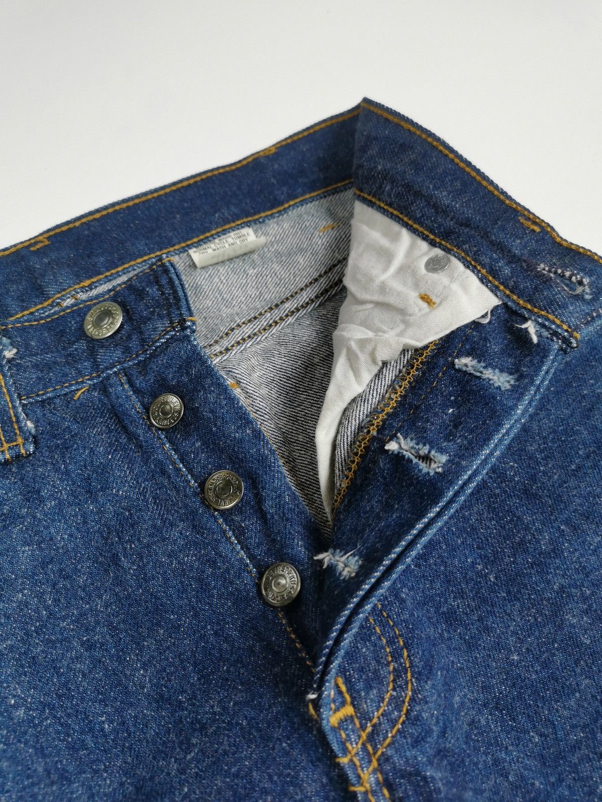 Levi's Vintage 80s Levis 501 Made in USA Denim Jeans Size US 26 / EU 42 - 5 Thumbnail
