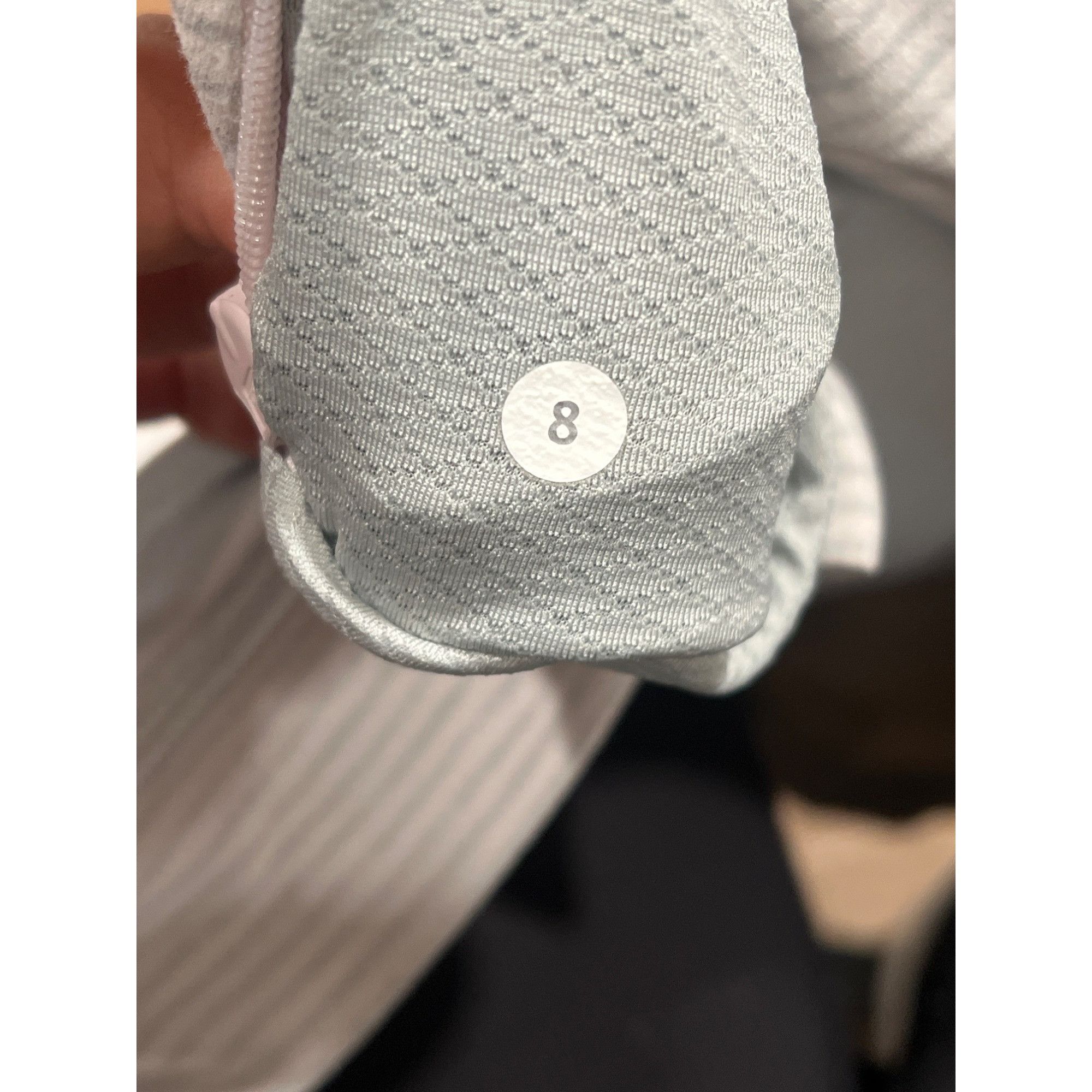 Lululemon Lululemon Think Fast Long SleeveOm Stripe Heathered Silver S Size M / US 6-8 / IT 42-44 - 8 Thumbnail