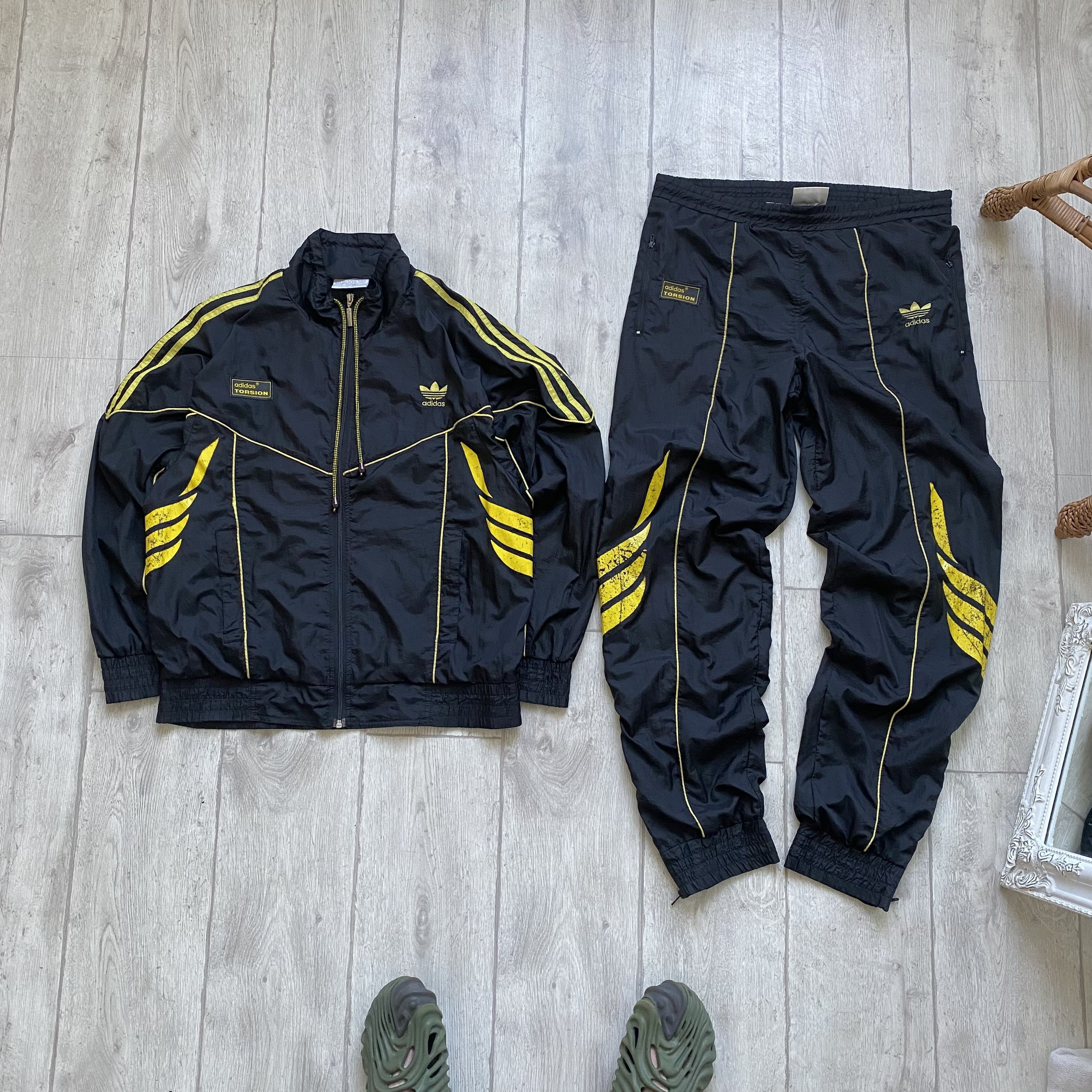 Adidas × Streetwear × Vintage Vintage 90s Adidas Torsion Nylon 