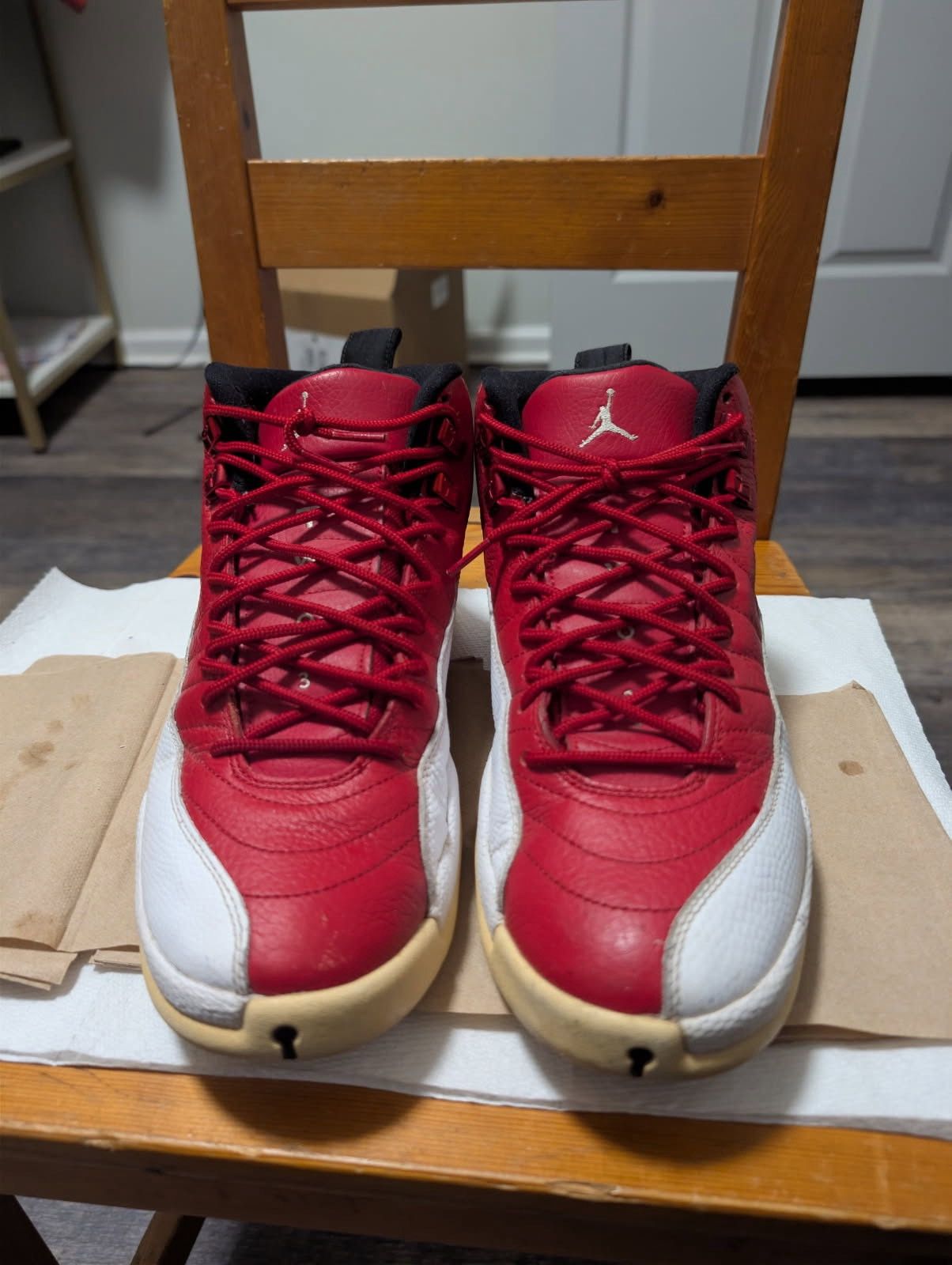 Jordan Brand Jordan 12 Gym Red Size US 9.5 / EU 42-43 - 2 Thumbnail